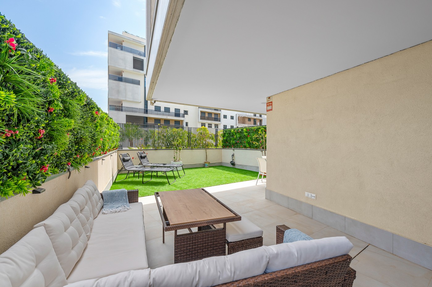 Garden in apartment for sale in Dehesa de Campoamor