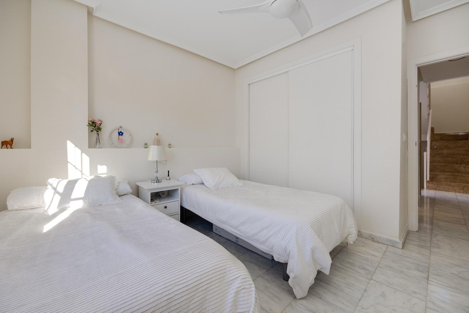 Dining area in terraced for sale in Orihuela Costa