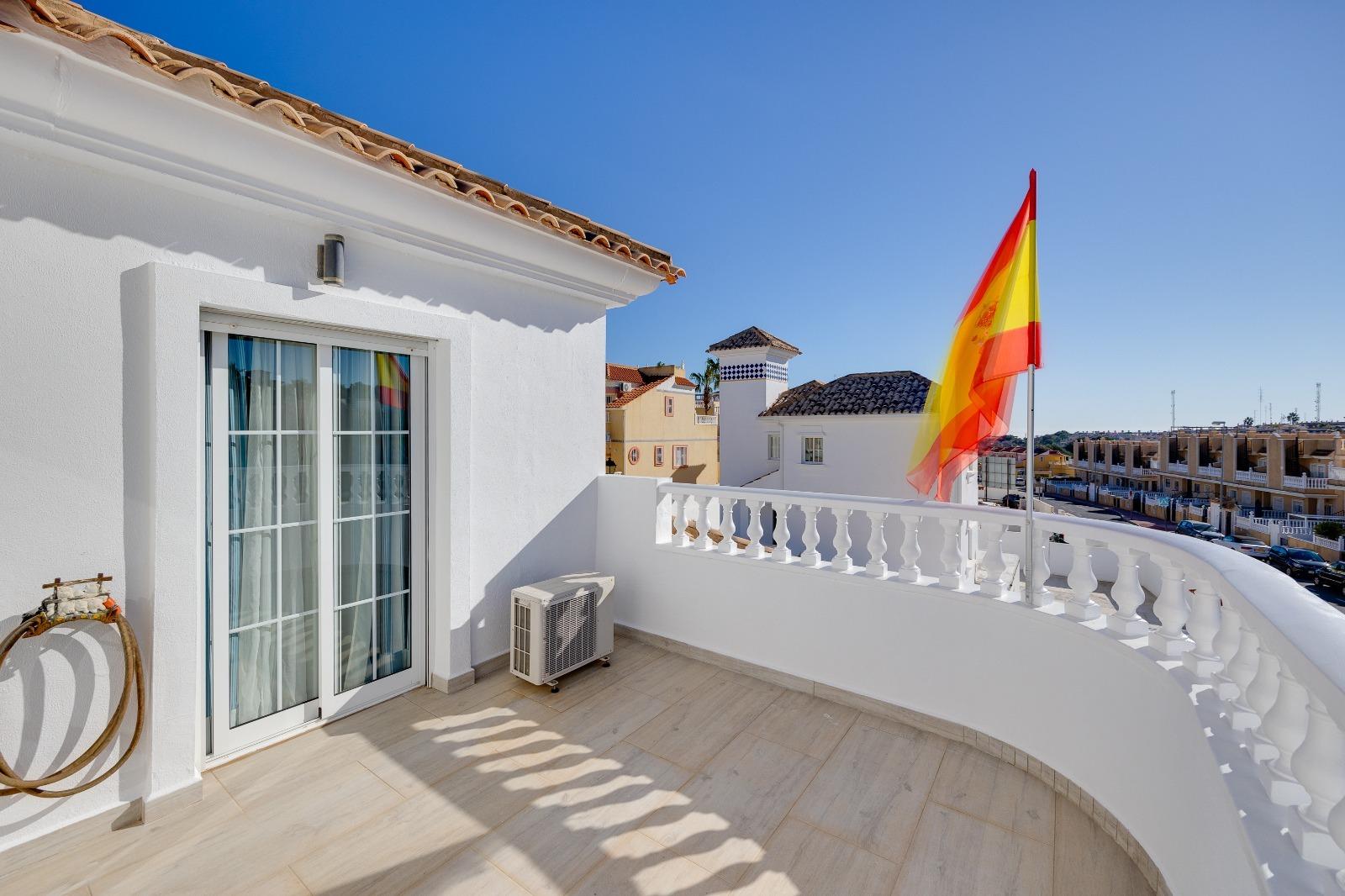 Terrace in terraced for sale in Orihuela Costa