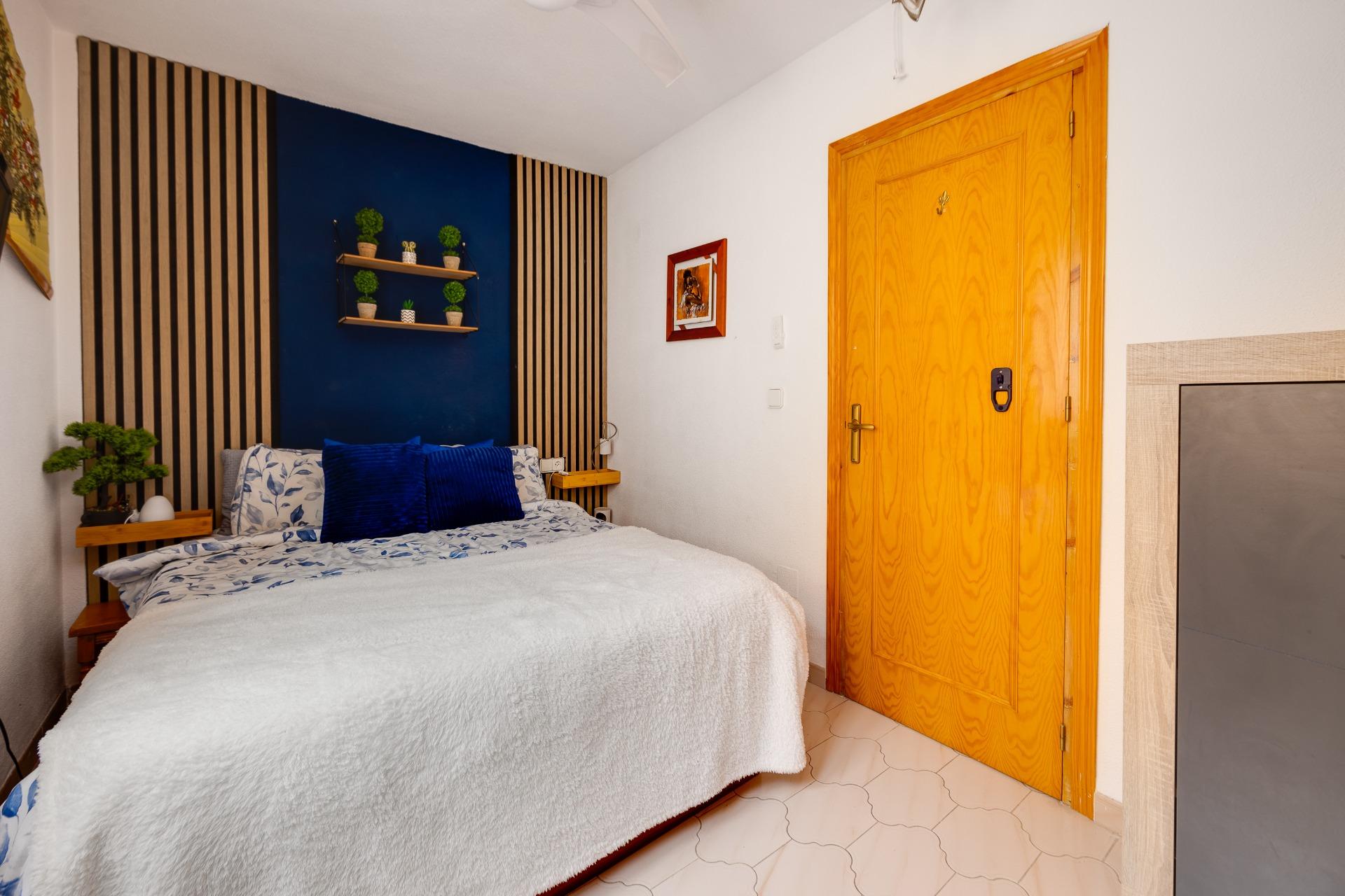 Master bedroom in bungalow for sale in Torrevieja