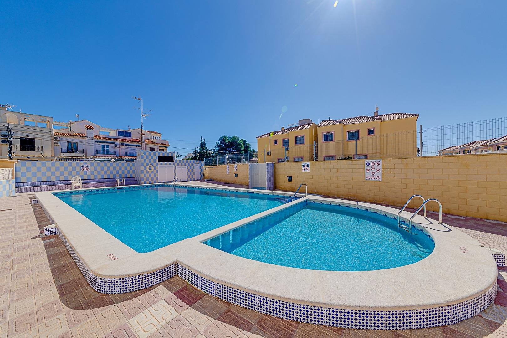 Kitchen in bungalow for sale in Torrevieja