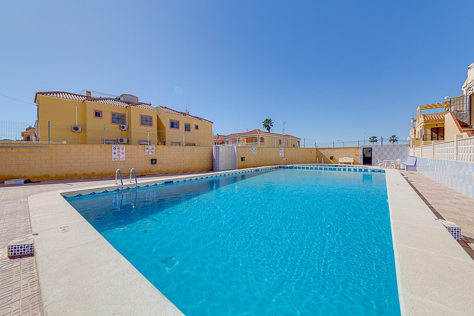 Master bedroom in bungalow for sale in Torrevieja