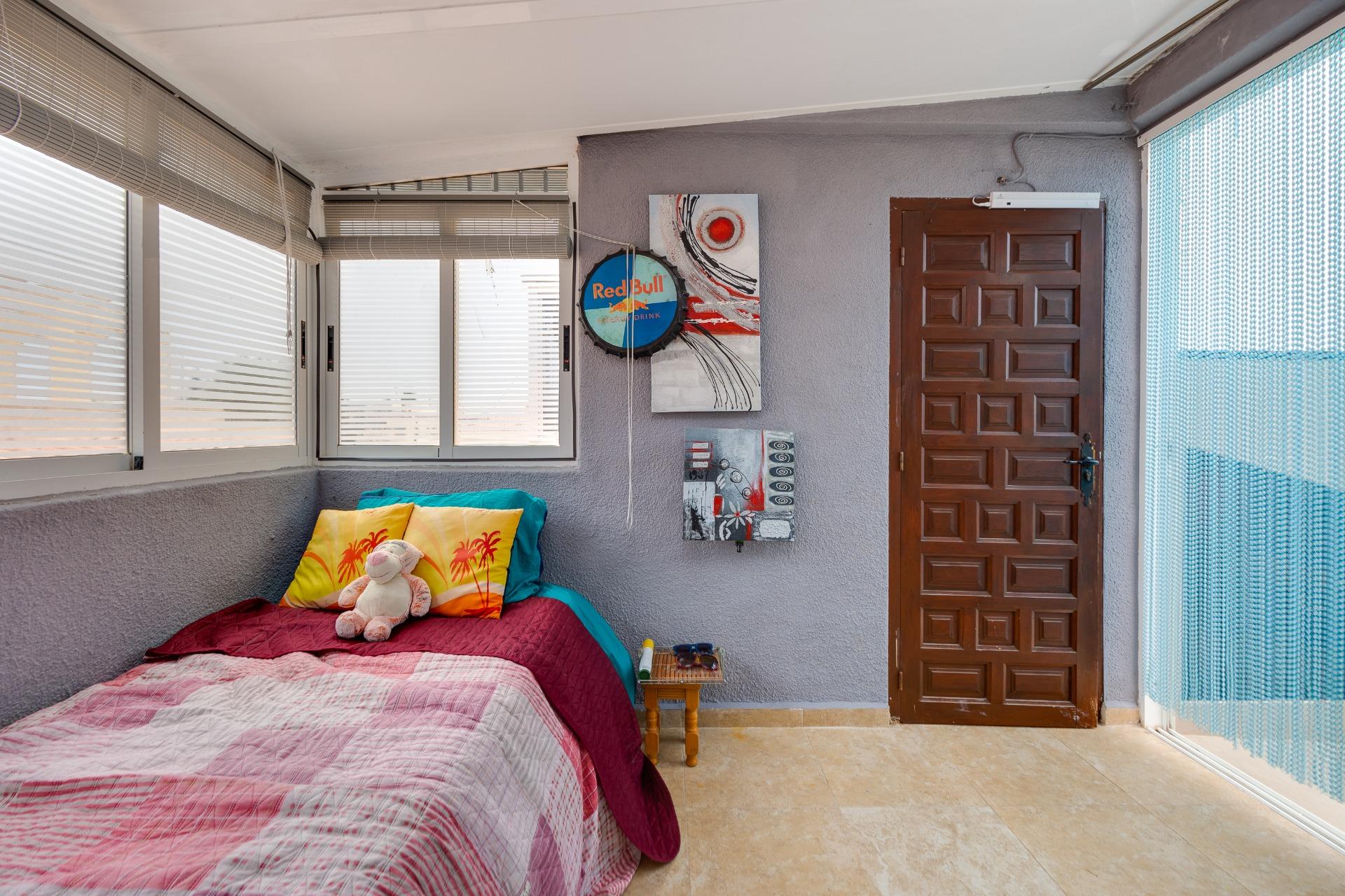 Terrace in bungalow for sale in Torrevieja