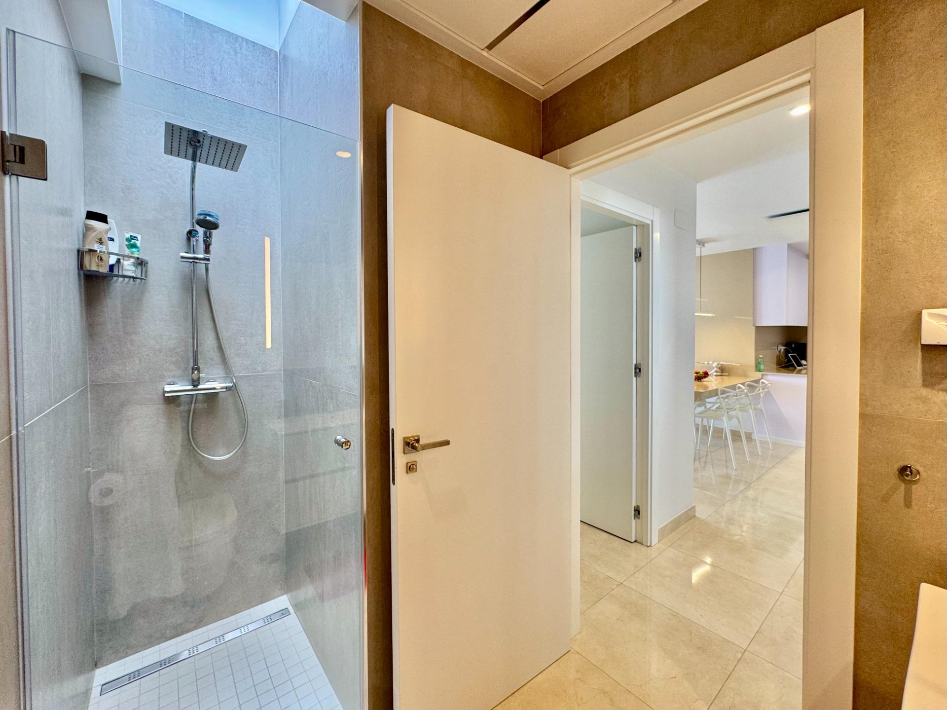 Bathroom in villa for sale in San Miguel de Salinas