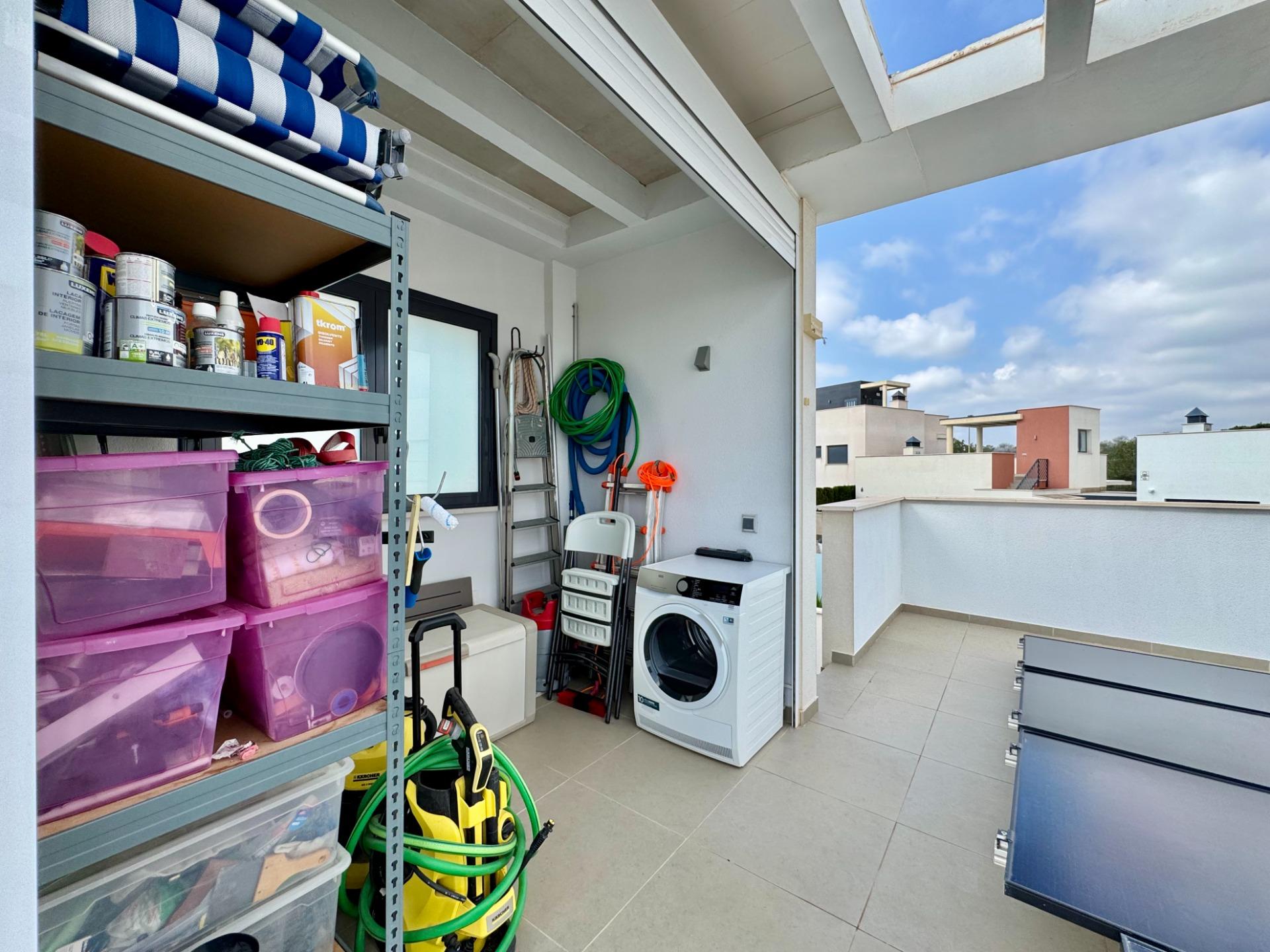 Exterior view in villa for sale in San Miguel de Salinas