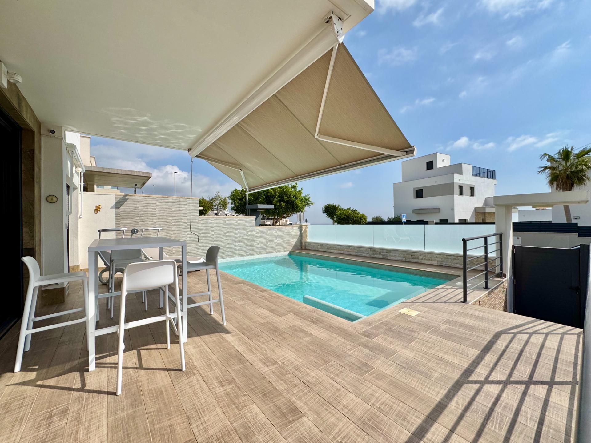 Pool area in villa for sale in San Miguel de Salinas