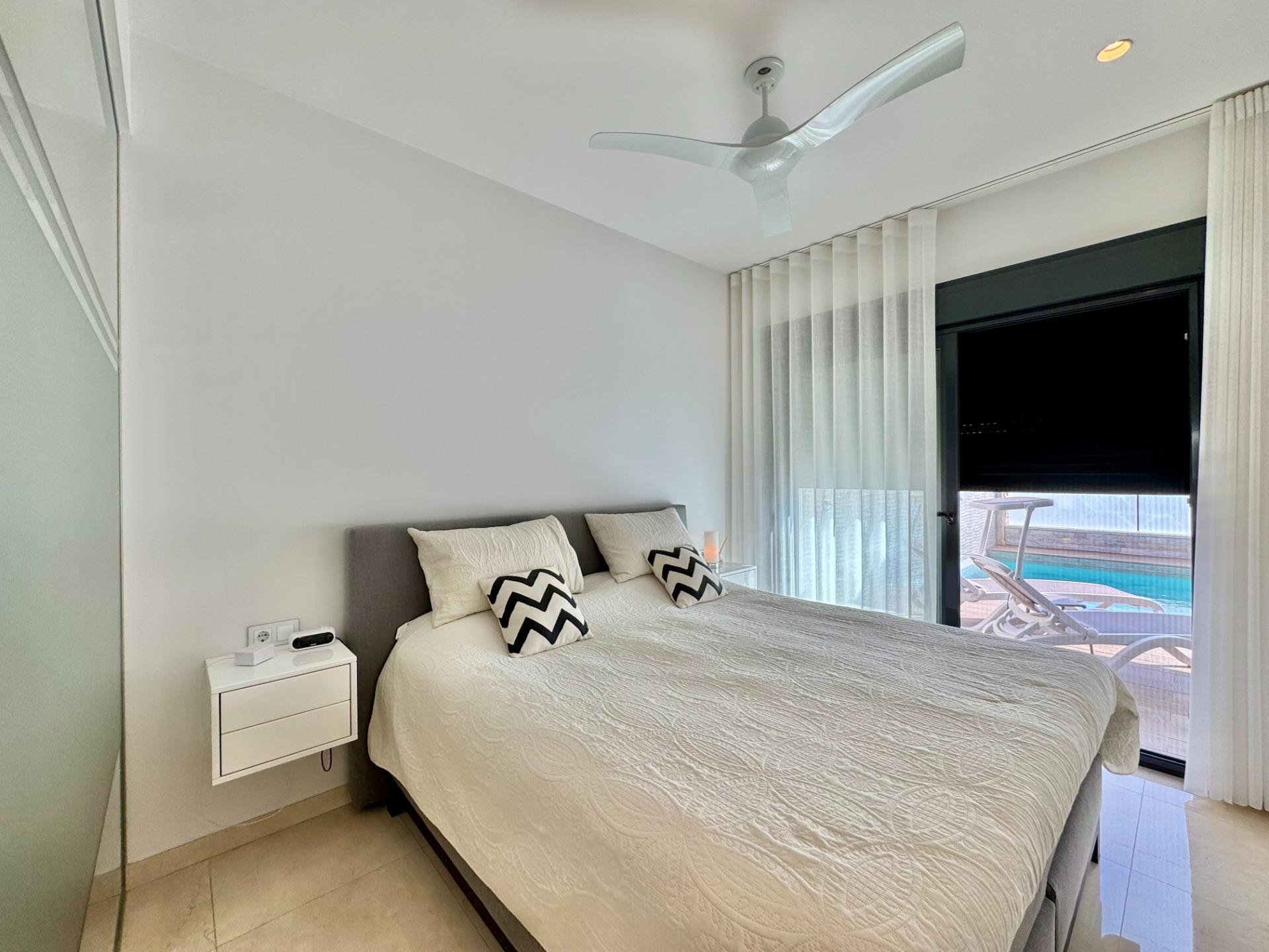 Terrace in villa for sale in San Miguel de Salinas