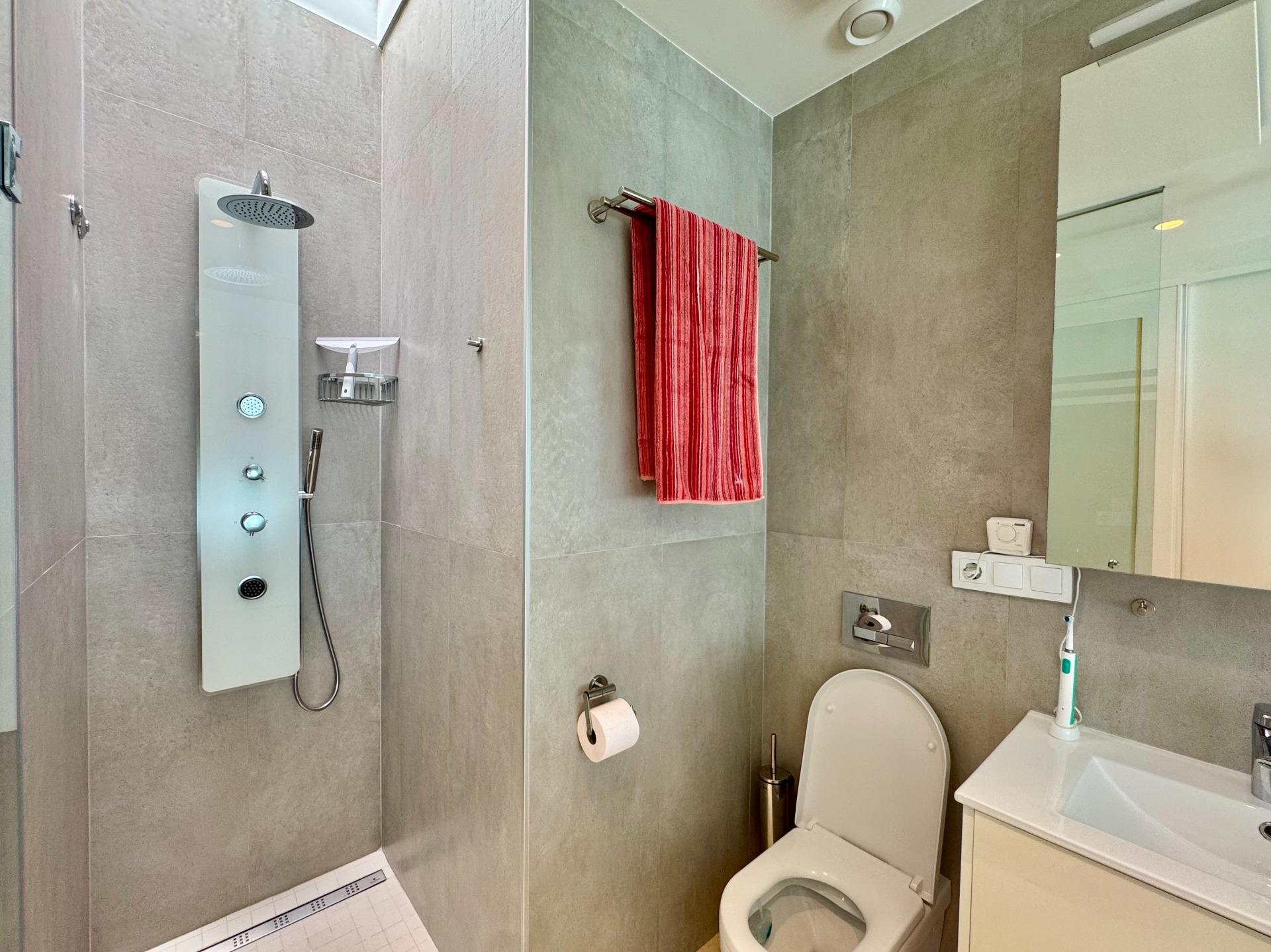 Garden in villa for sale in San Miguel de Salinas