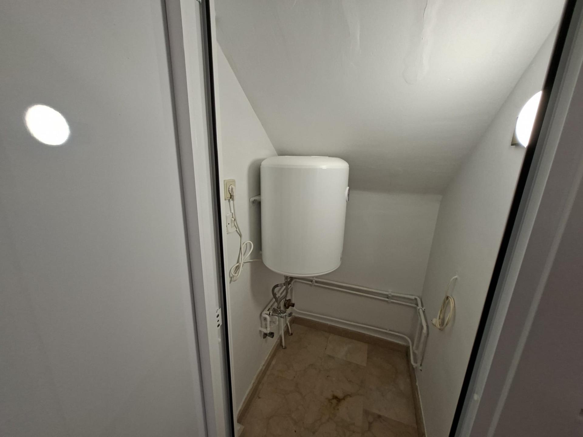 Kitchen in bungalow for sale in Orihuela Costa