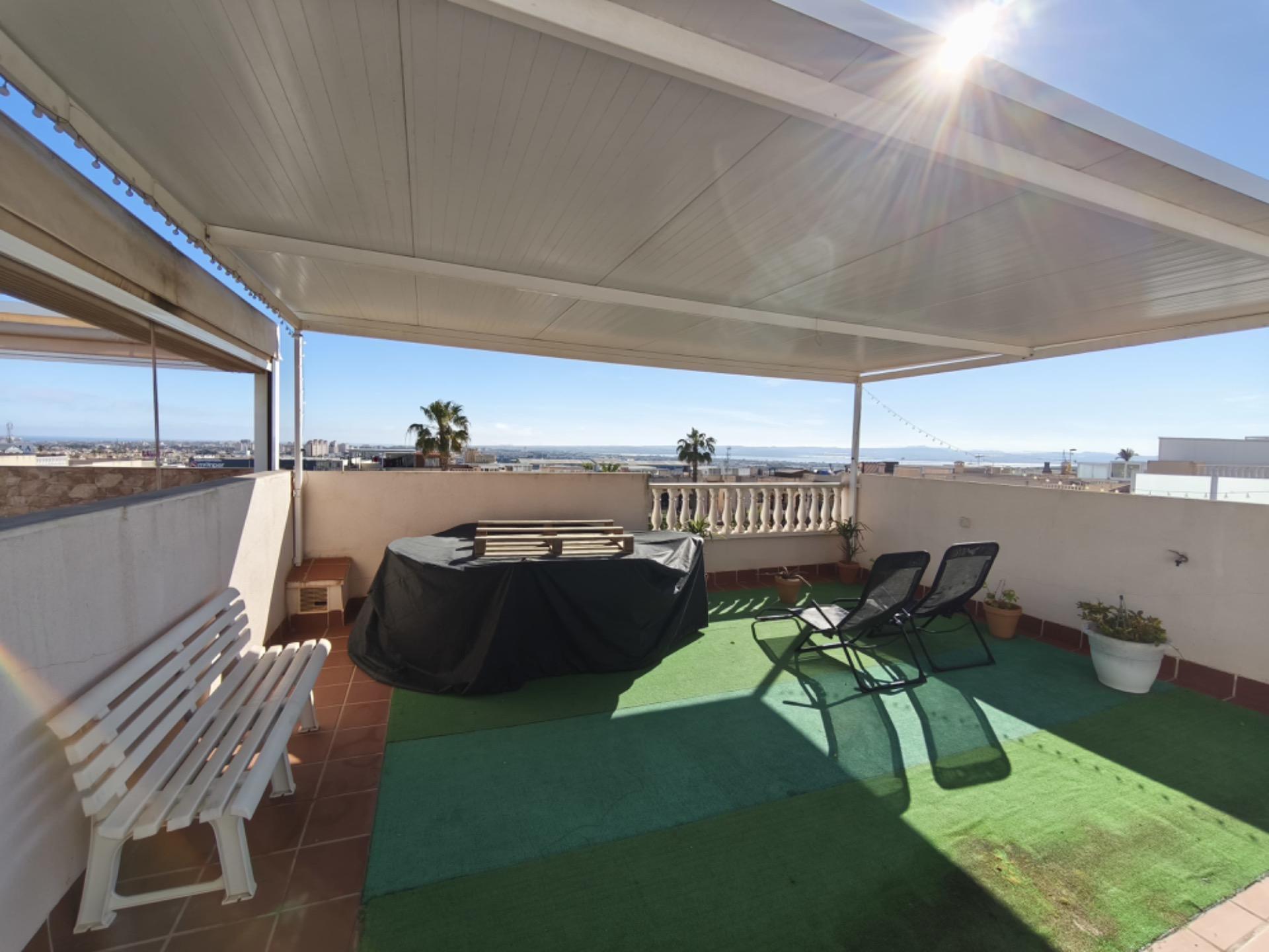 Bedroom in bungalow for sale in Torrevieja