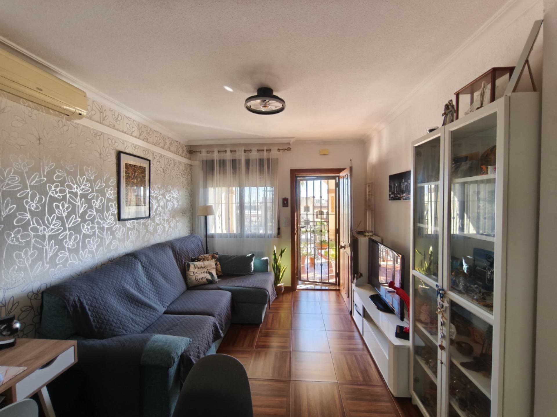 Terrace in bungalow for sale in Torrevieja