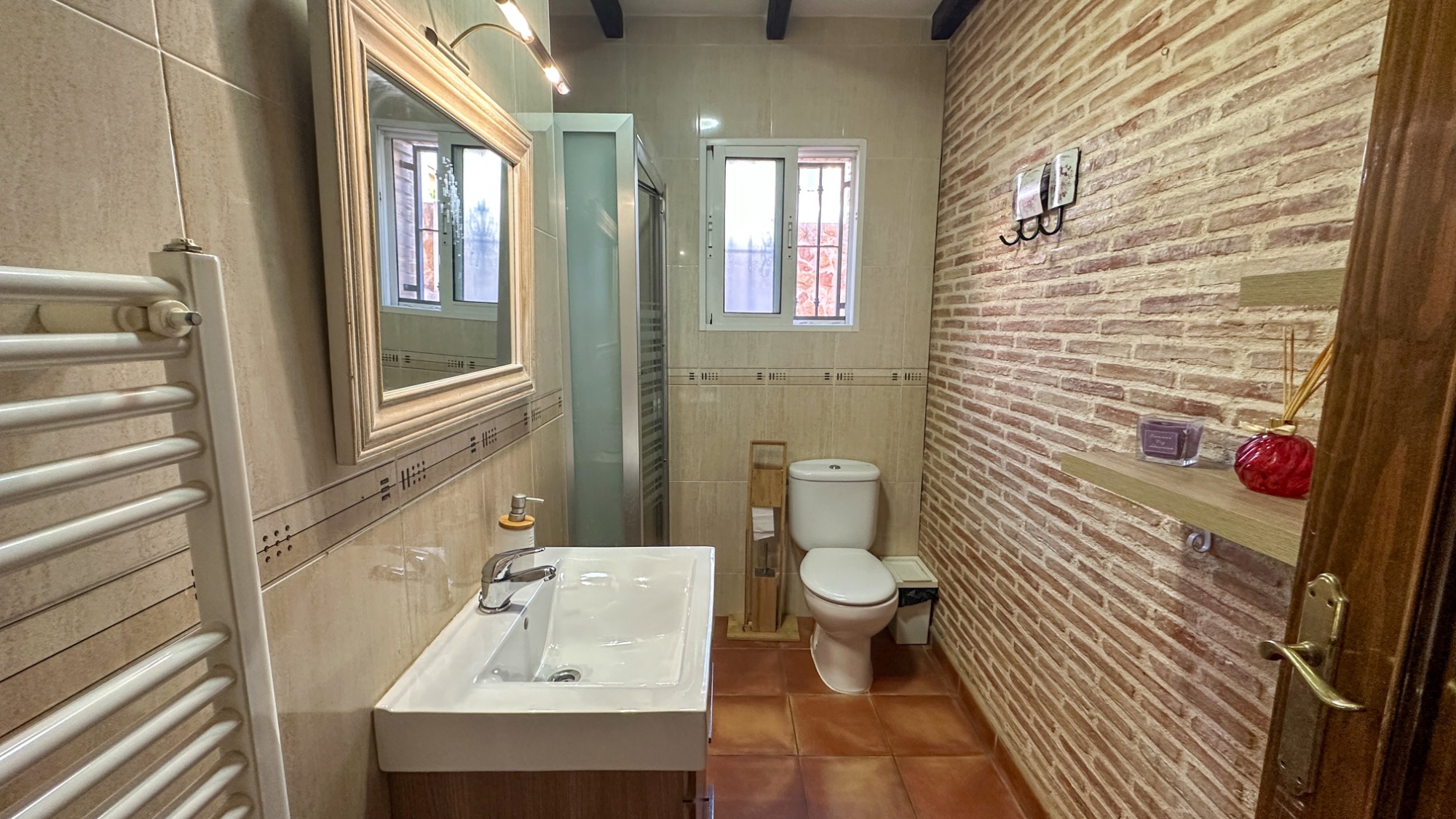 Exterior view in terraced for sale in San Miguel de Salinas