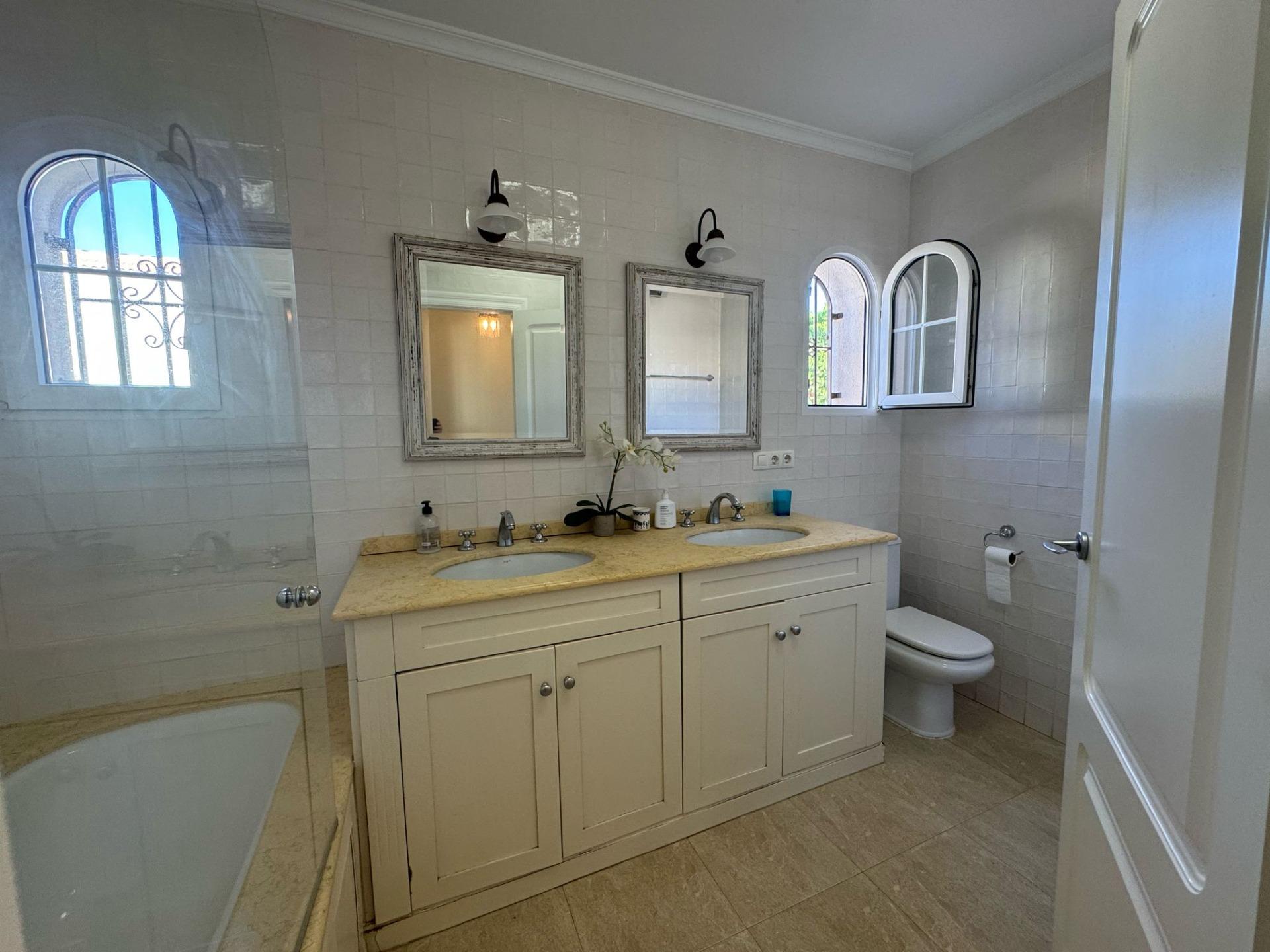 Bedroom in villa for sale in Orihuela Costa