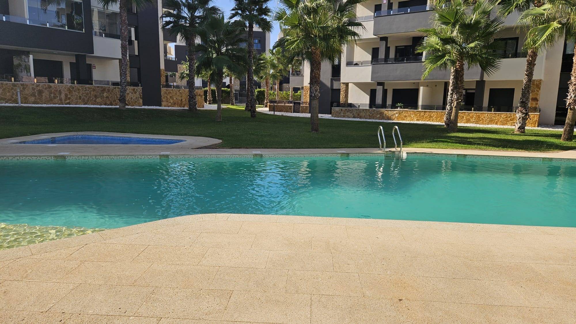 Bedroom in apartment for sale in Orihuela Costa