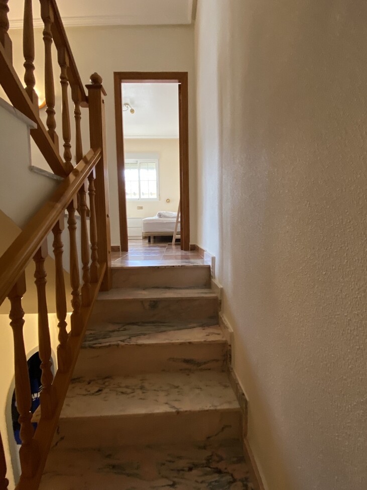 Dining area in bungalow for sale in Lomas de Caboroig