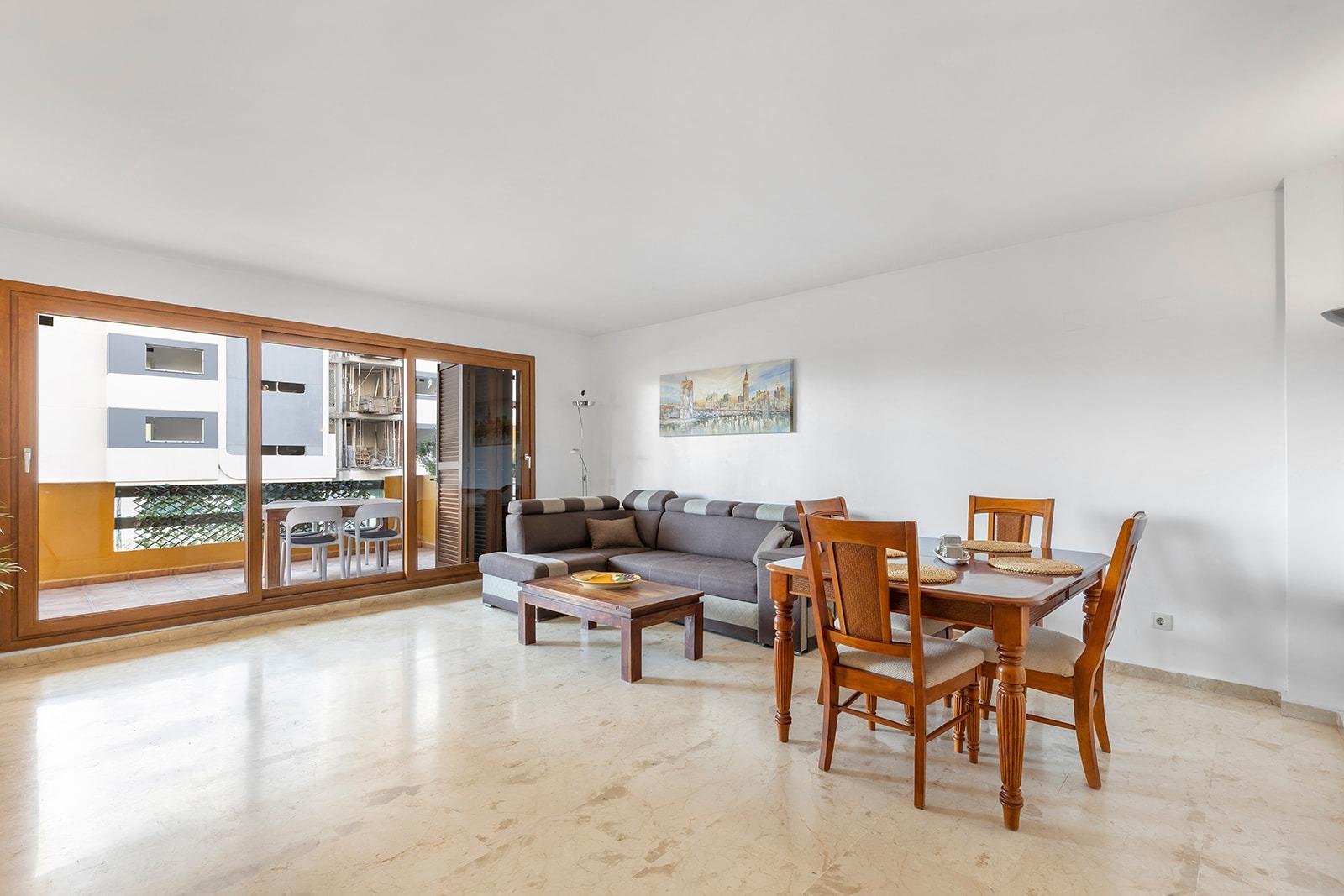 Living room in apartment for sale in Torrevieja