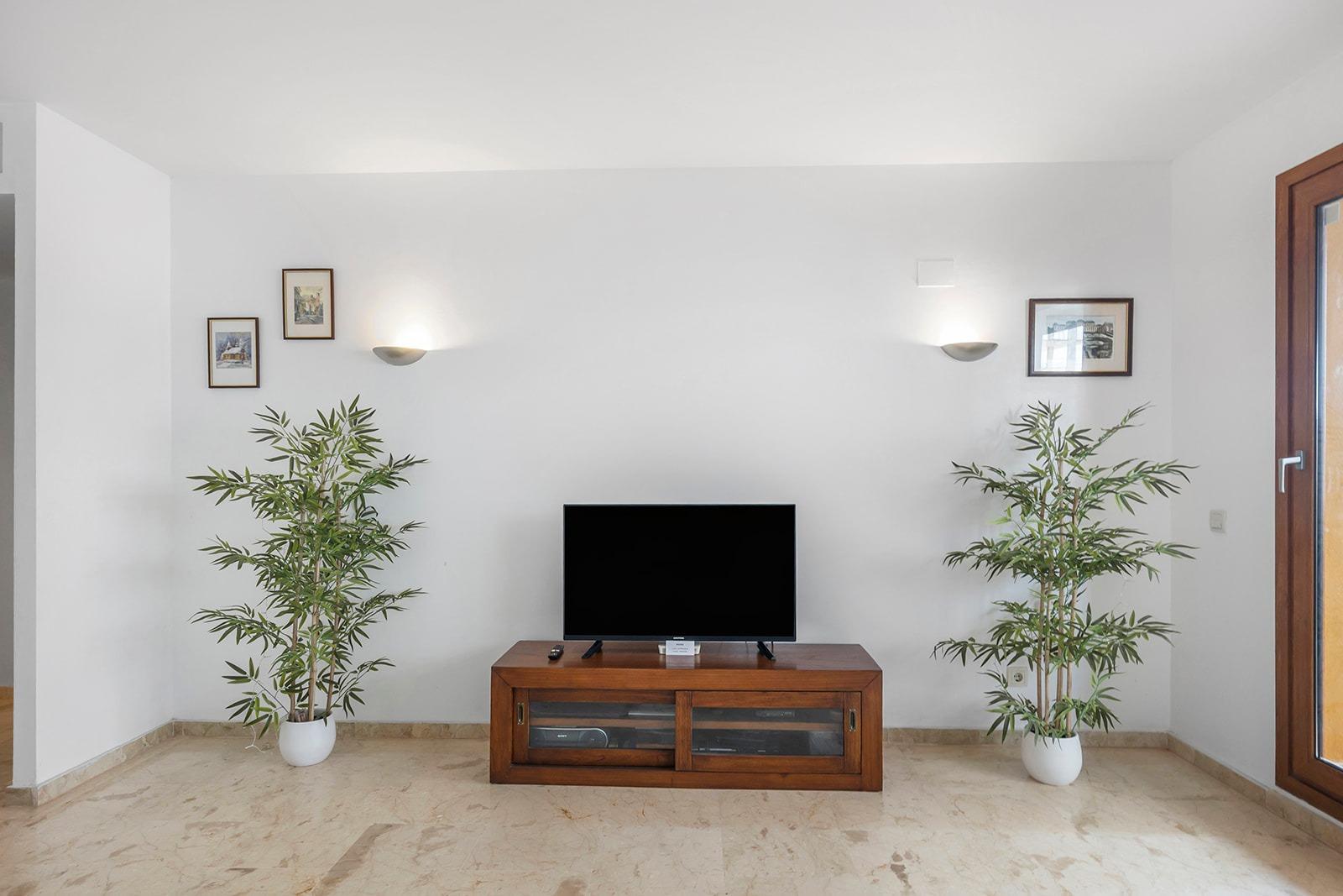 Master bedroom in apartment for sale in Torrevieja