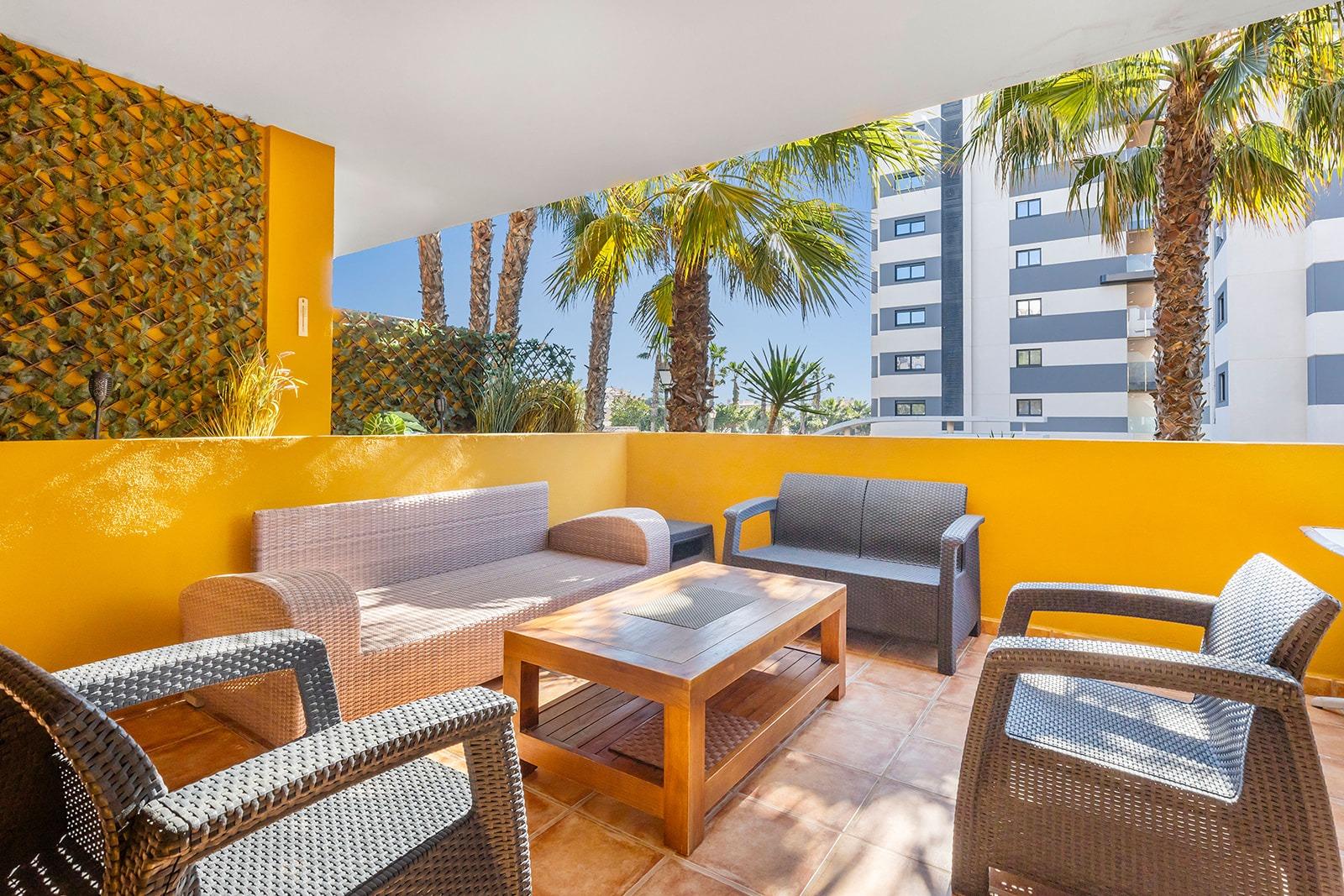 Dining area in apartment for sale in Torrevieja