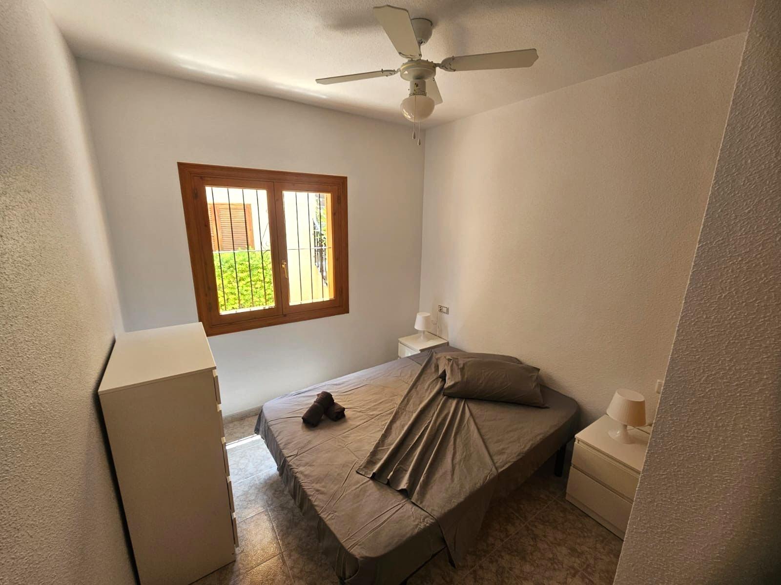 Bedroom in bungalow for sale in Orihuela Costa