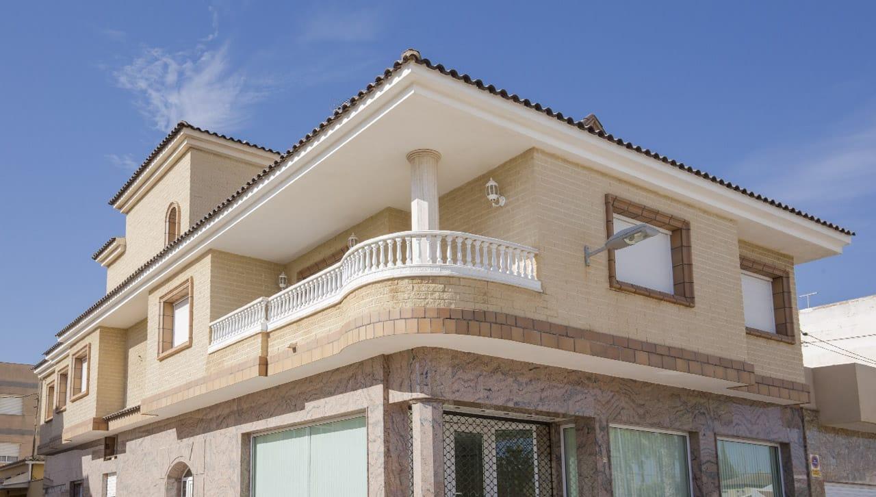 Lyxig 5-rums town house med 5 badrum i Los Alcazares, Costa Blanca