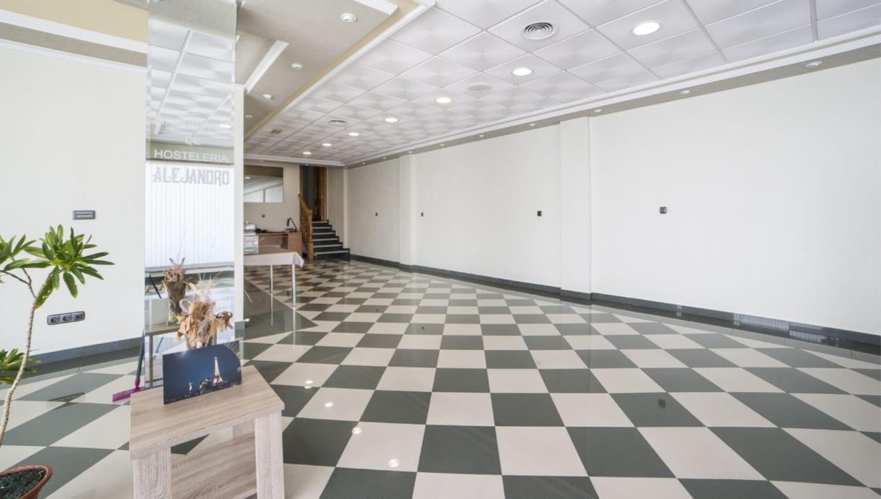 Lyxig 5-rums town house med 5 badrum i Los Alcazares, Costa Blanca