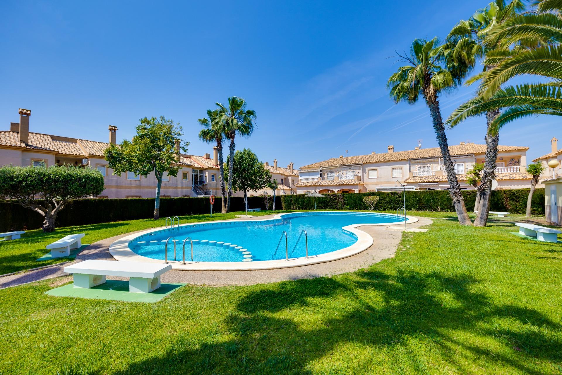 Master bedroom in bungalow for sale in Torrevieja