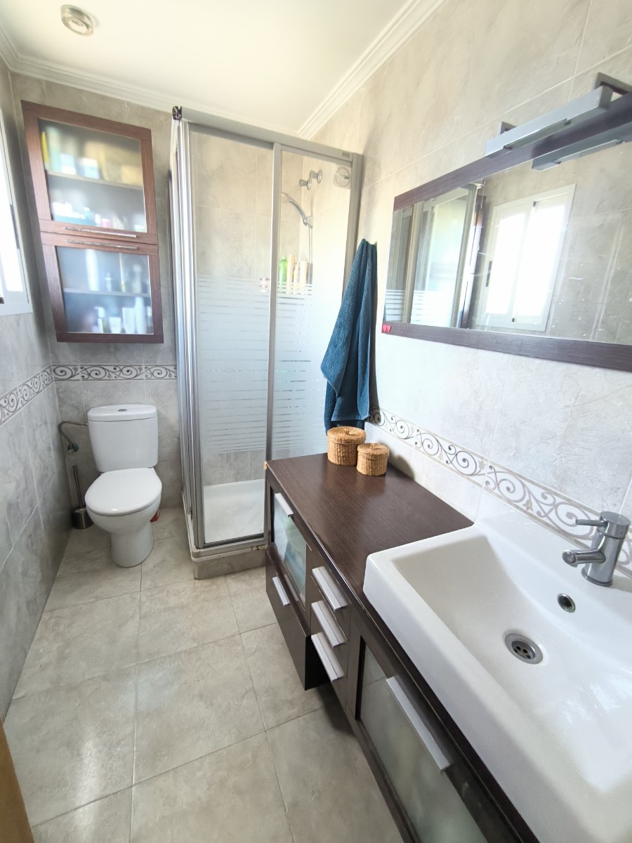 Bedroom in apartment for sale in Almoradi