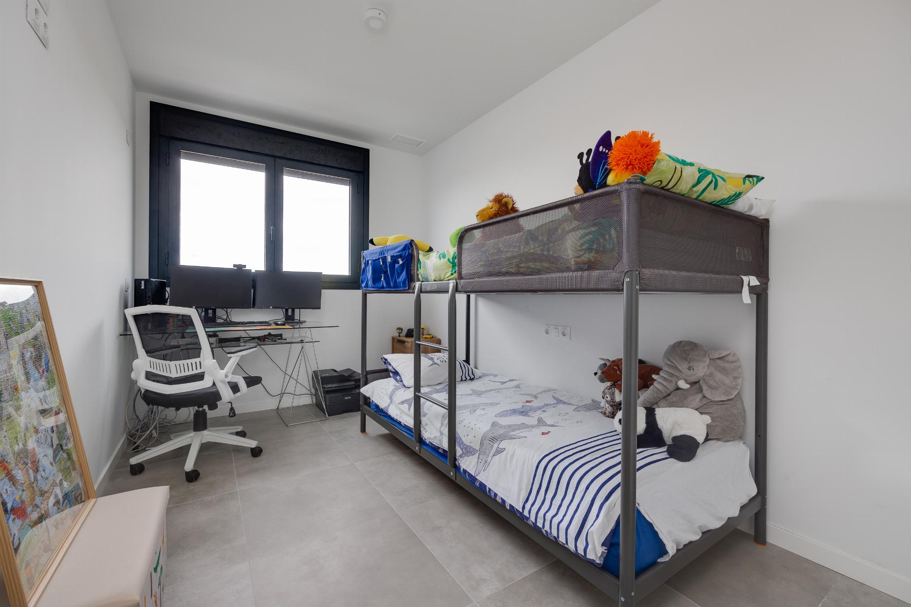 Bathroom in penthouse for sale in Orihuela Costa