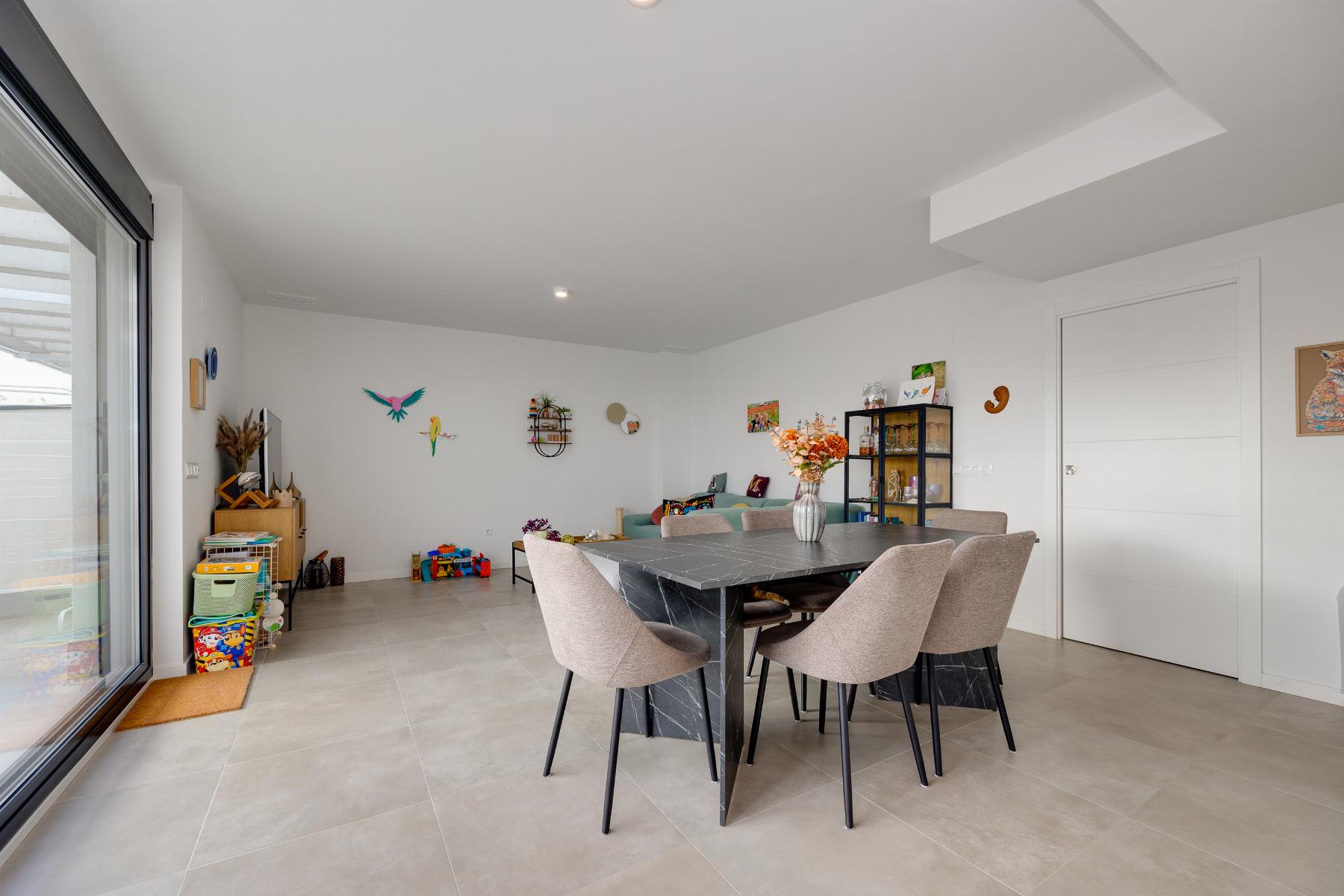 Bedroom in penthouse for sale in Orihuela Costa
