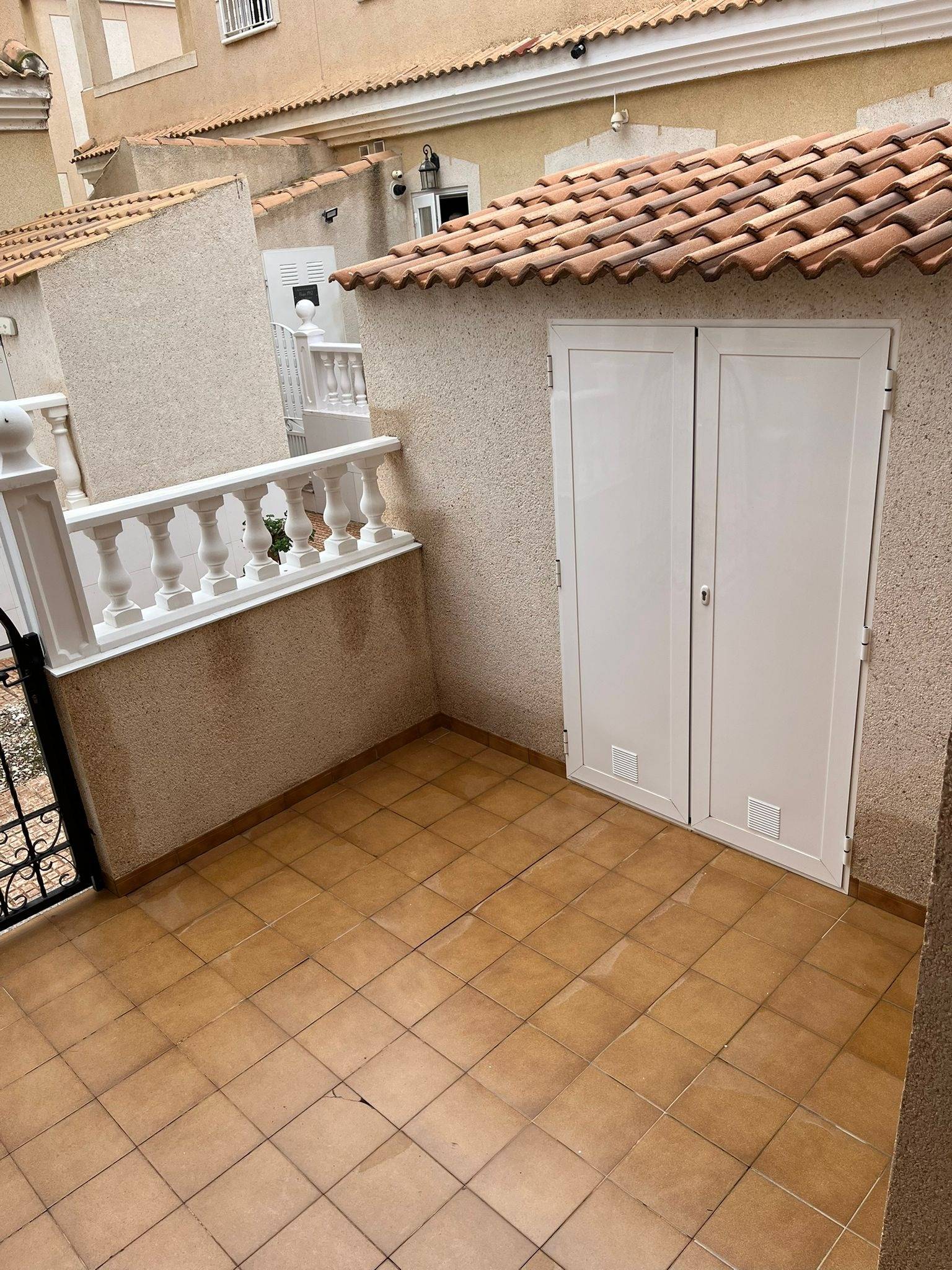 Master bedroom in apartment for sale in Los Alcazares