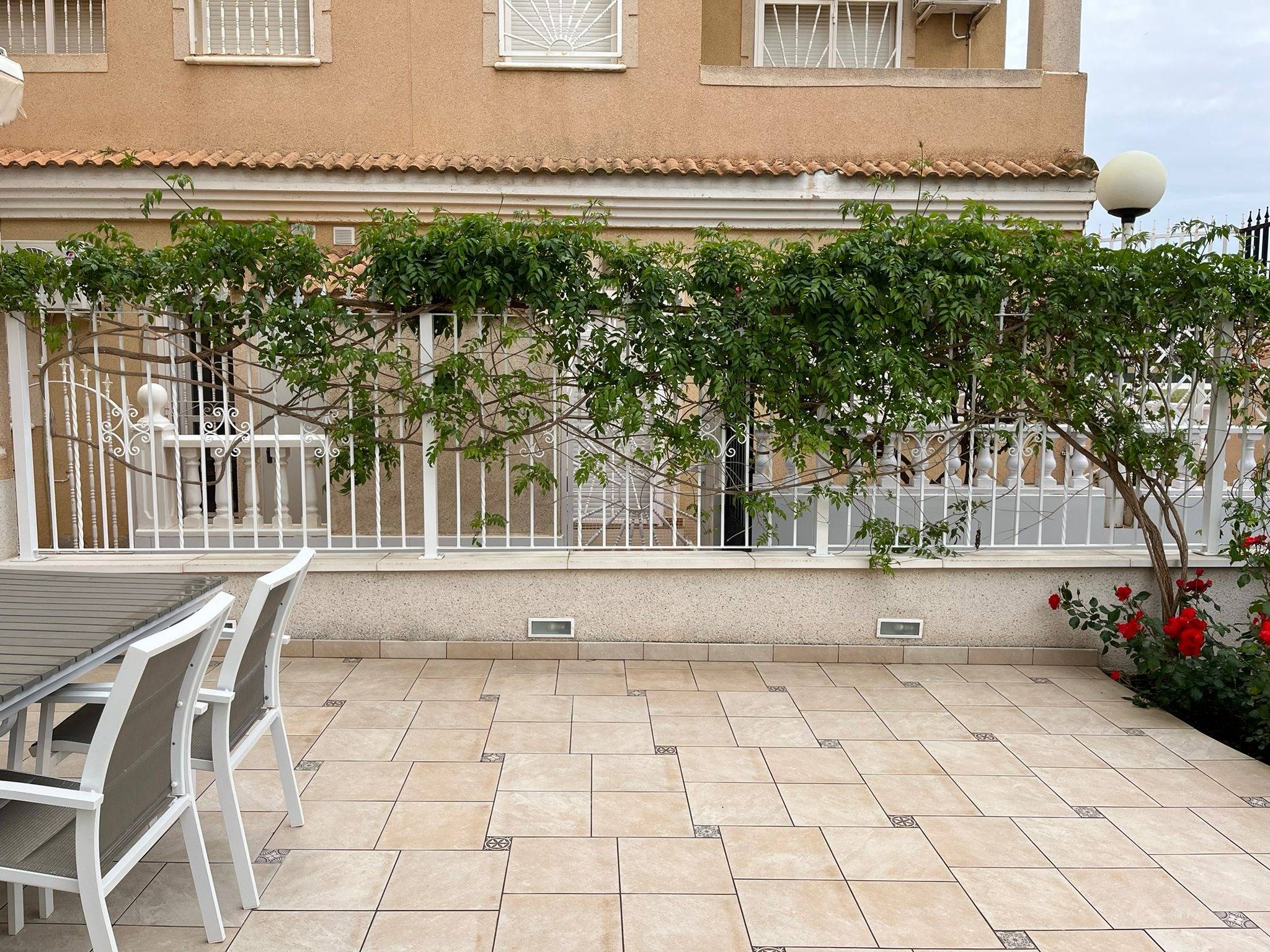 Exterior view in apartment for sale in Los Alcazares