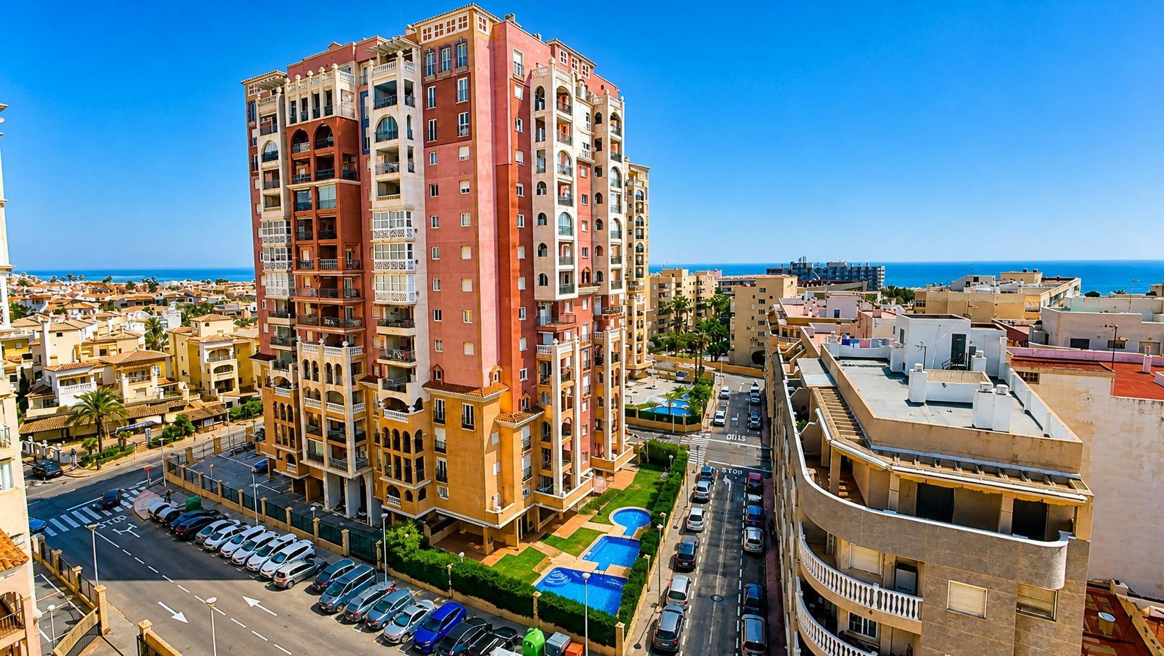 Dining area in apartment for sale in Torrevieja
