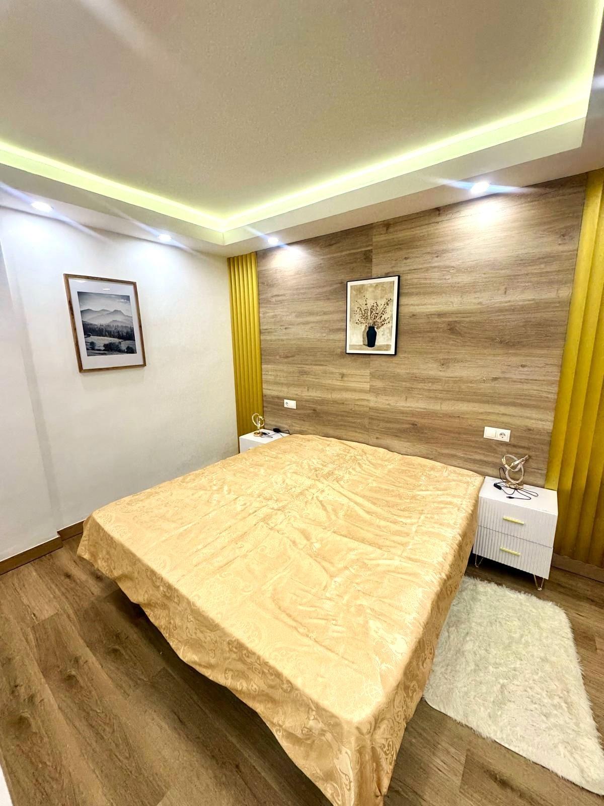 Master bedroom in apartment for sale in Torrevieja