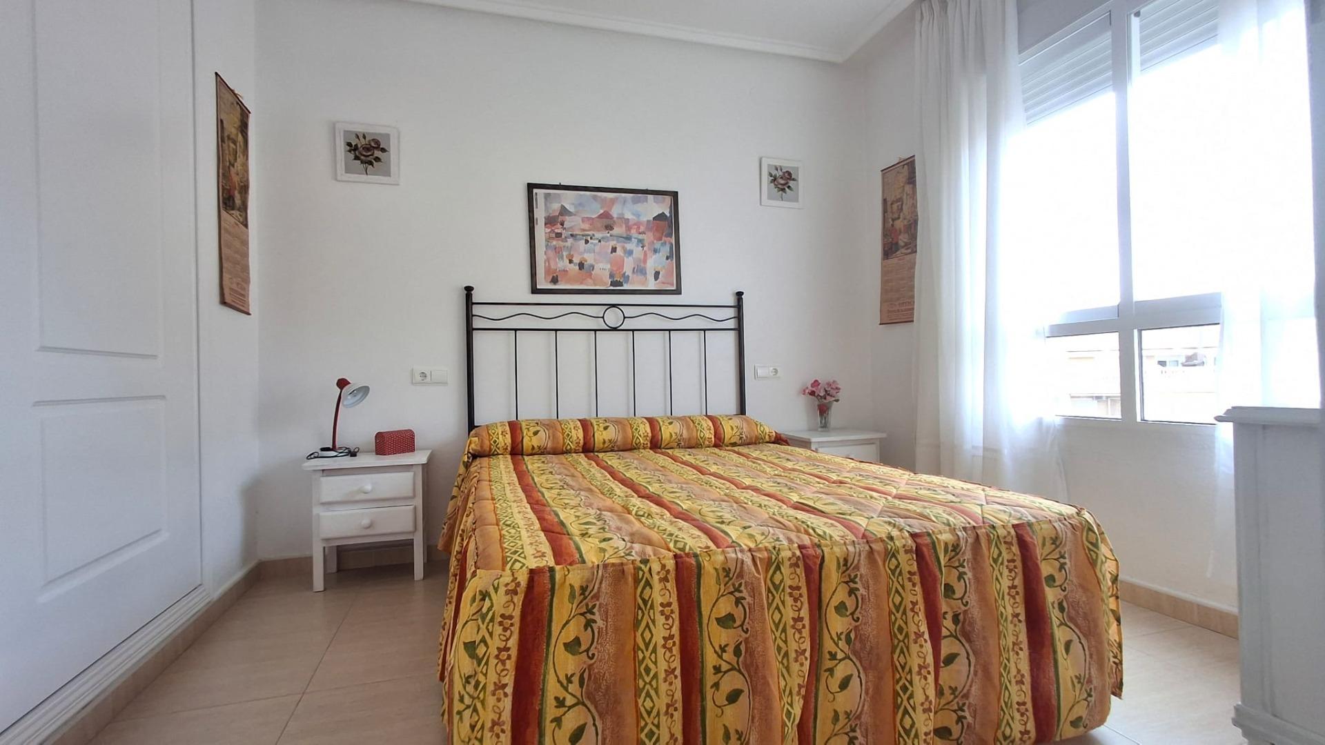 Kitchen in apartment for sale in Torrevieja