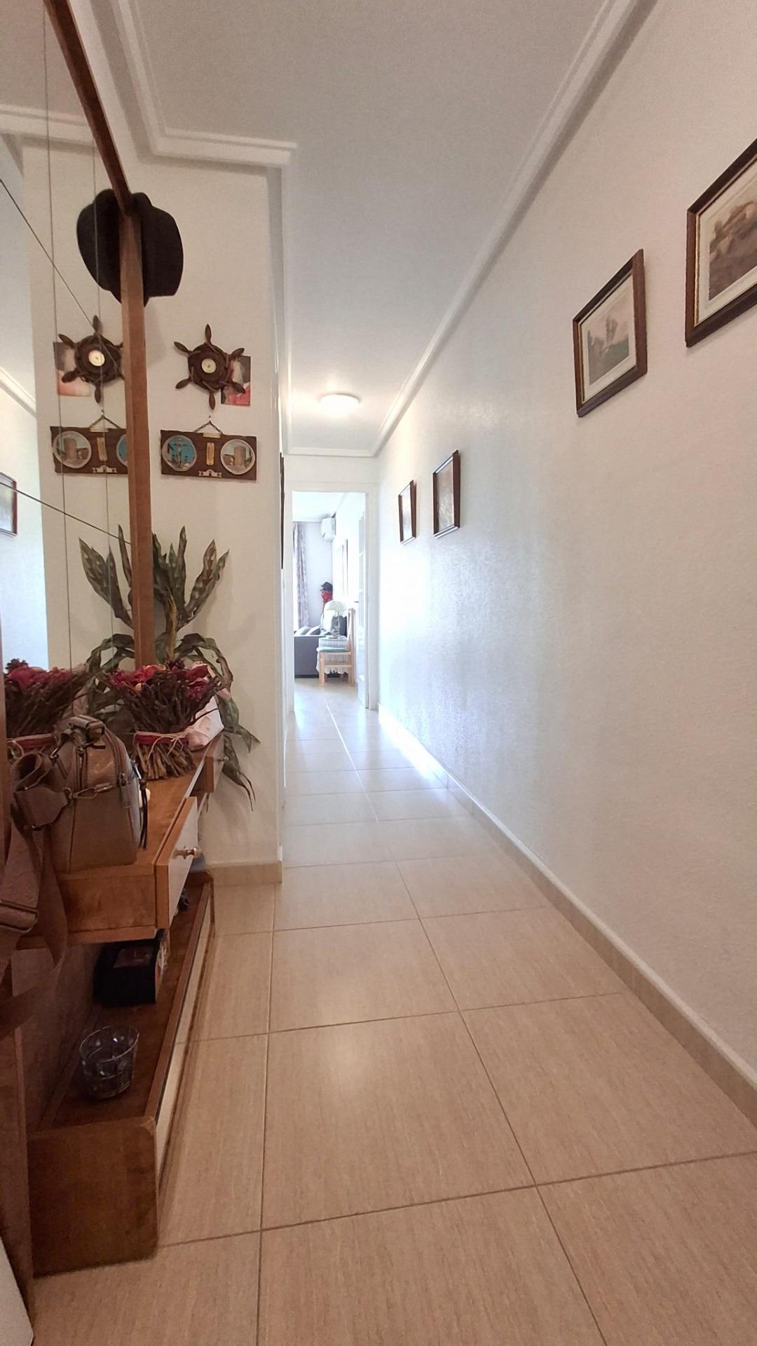 Bedroom in apartment for sale in Torrevieja