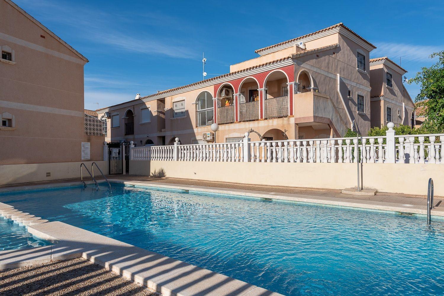 Exterior view in bungalow for sale in Orihuela Costa