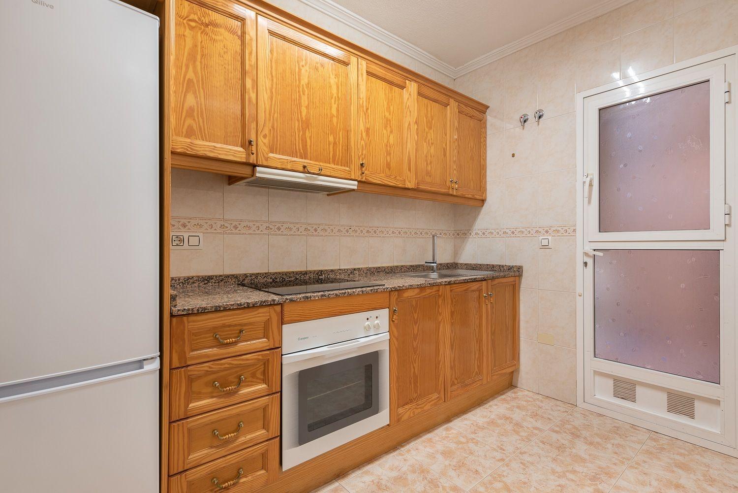 Garden in bungalow for sale in Orihuela Costa