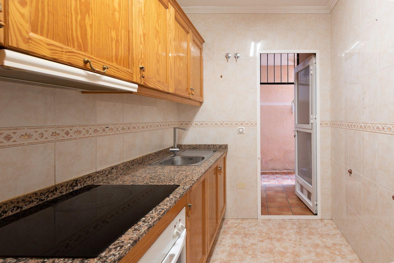 Dining area in bungalow for sale in Orihuela Costa
