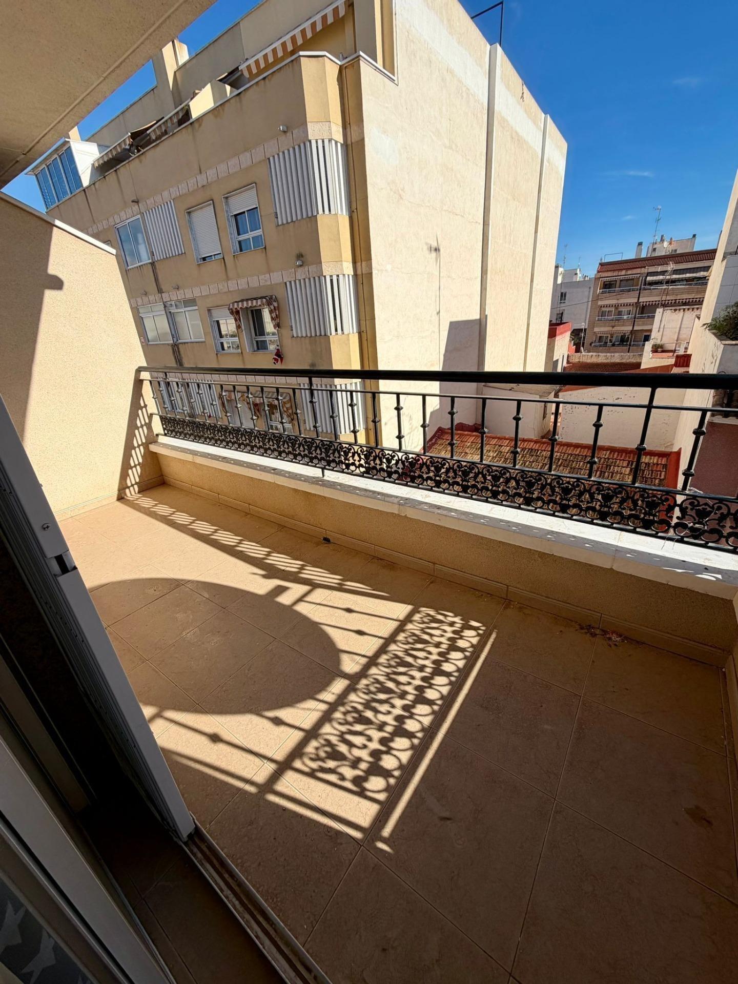 Dining area in villa for sale in Torrevieja