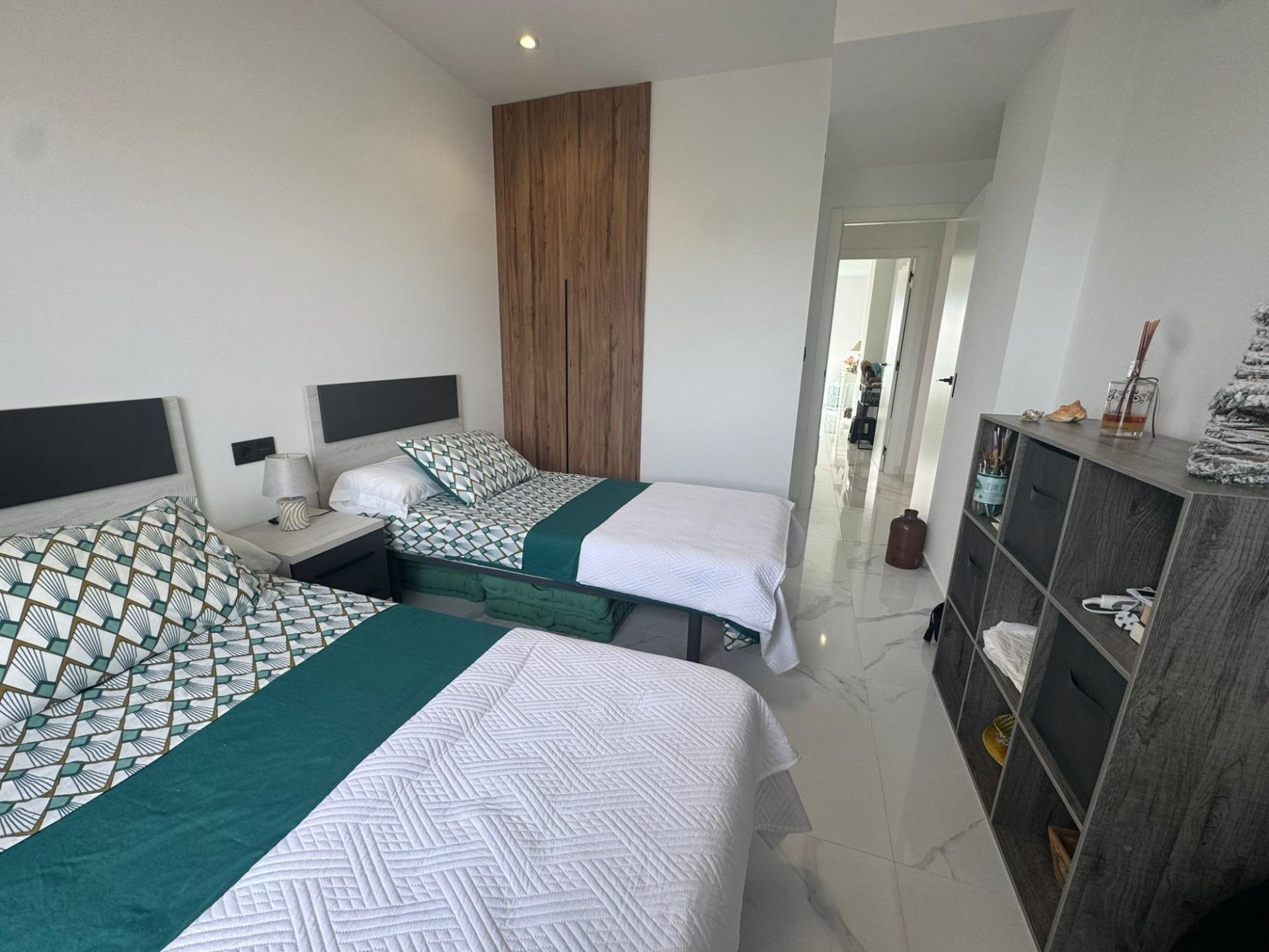 Terrace in bungalow for sale in Guardamar del Segura