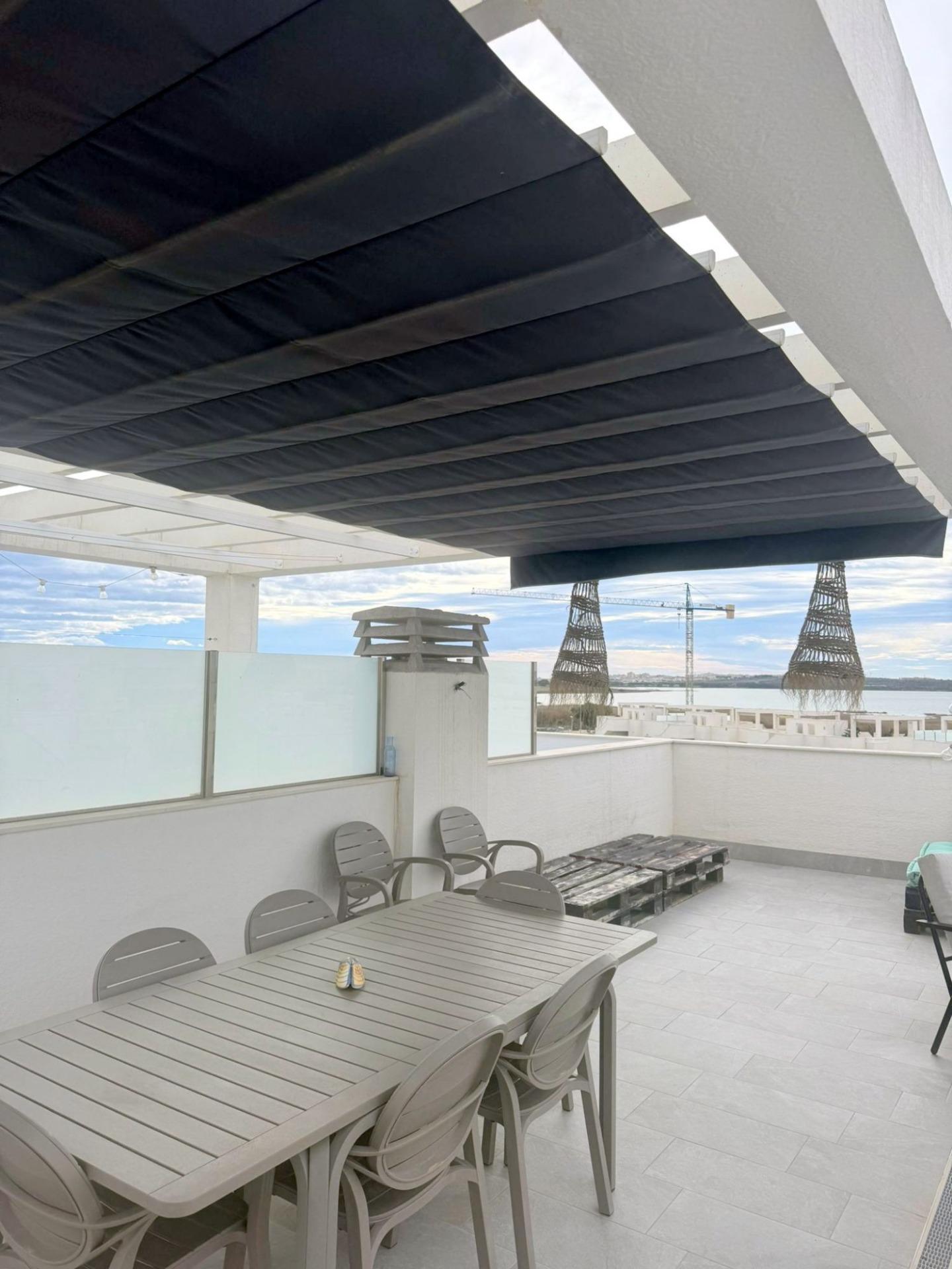 Bedroom in bungalow for sale in Guardamar del Segura