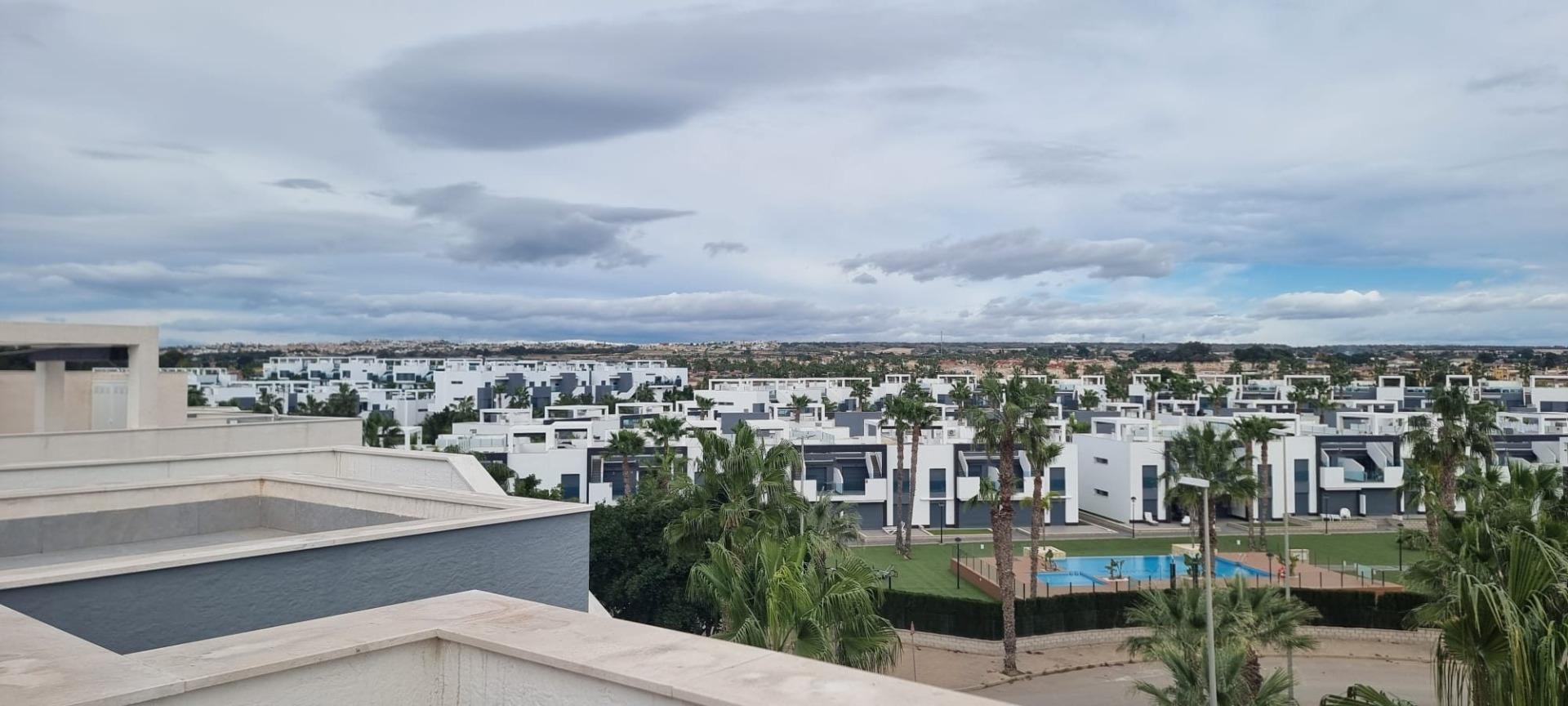 Master bedroom in bungalow for sale in Guardamar del Segura