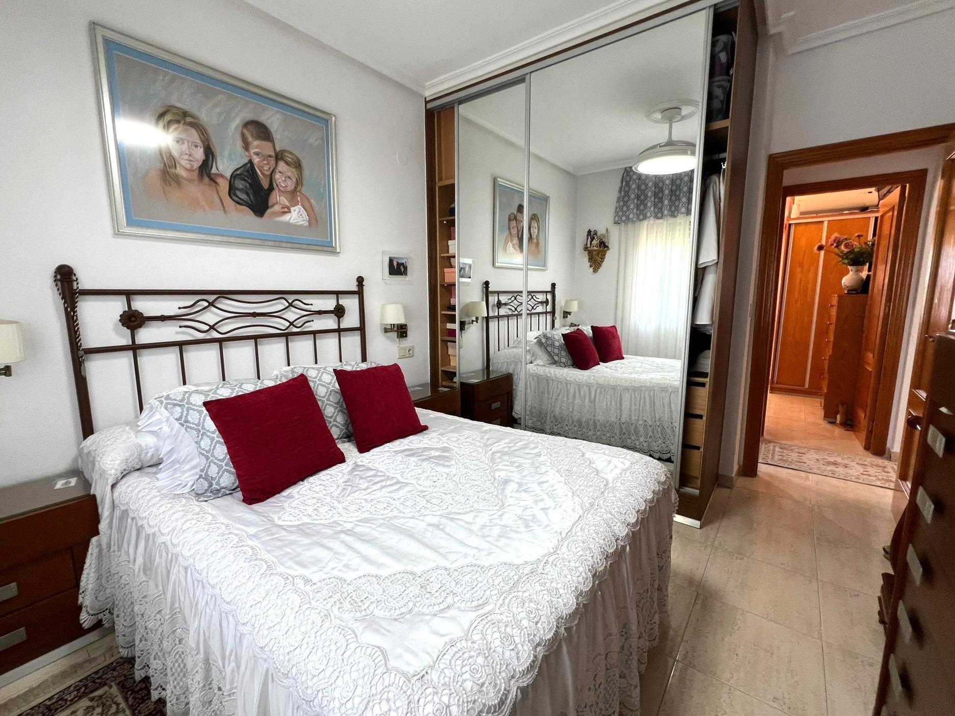 Garden in bungalow for sale in Torrevieja
