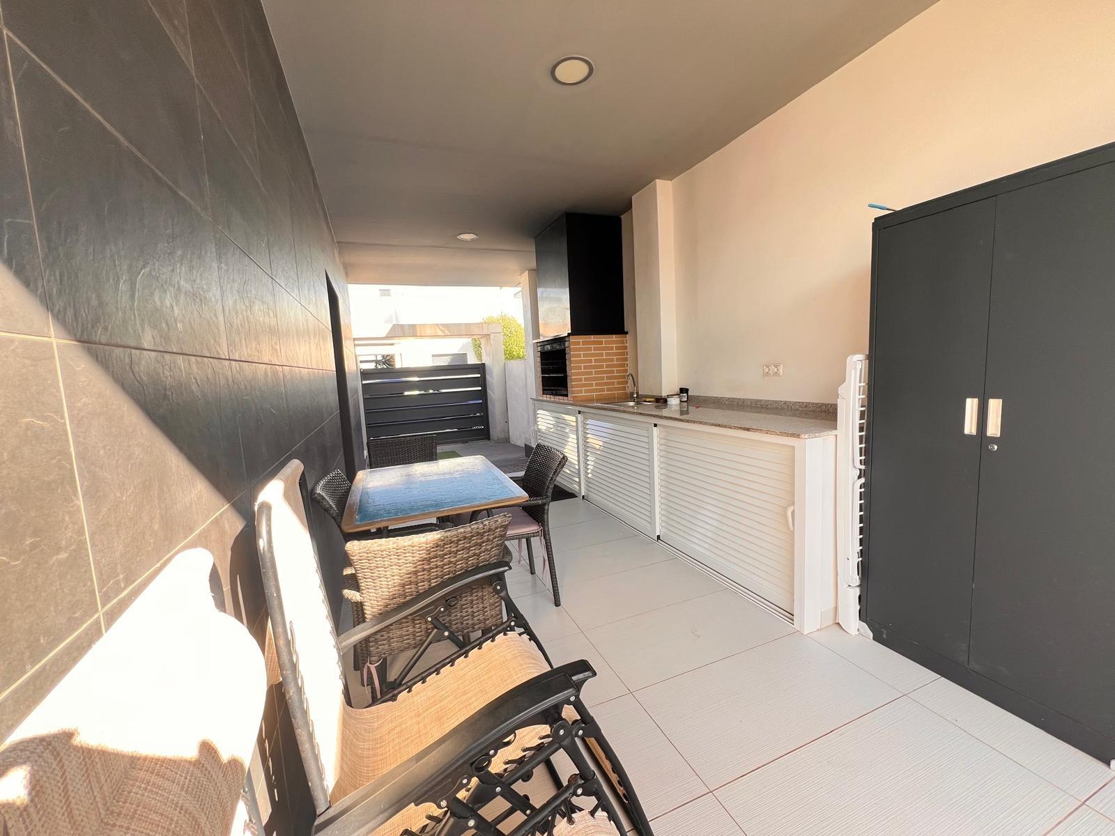 Garden in villa for sale in Orihuela Costa