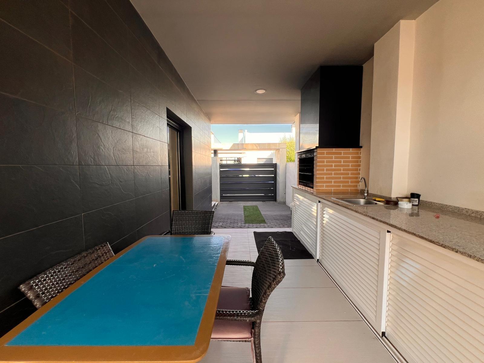 Garden in villa for sale in Orihuela Costa