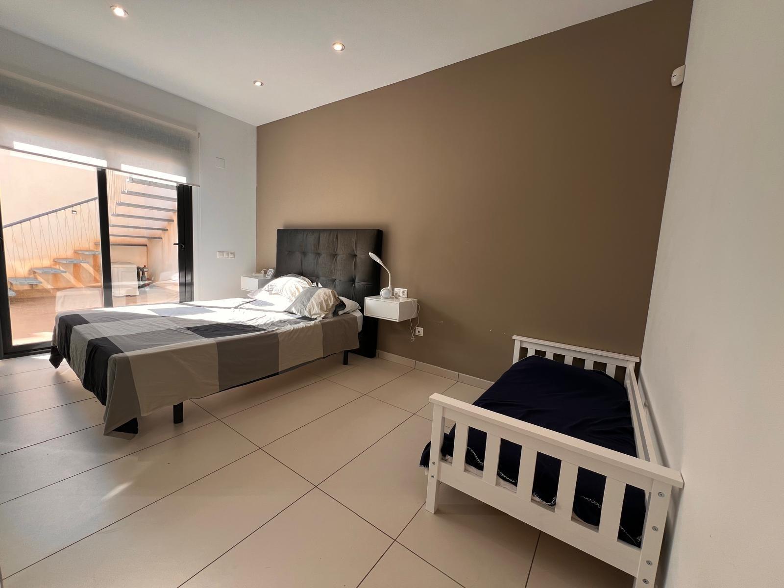Bedroom in villa for sale in Orihuela Costa