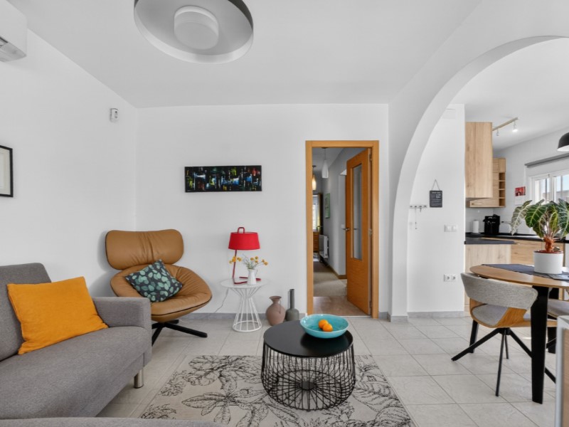 Dining area in villa for sale in Torrevieja
