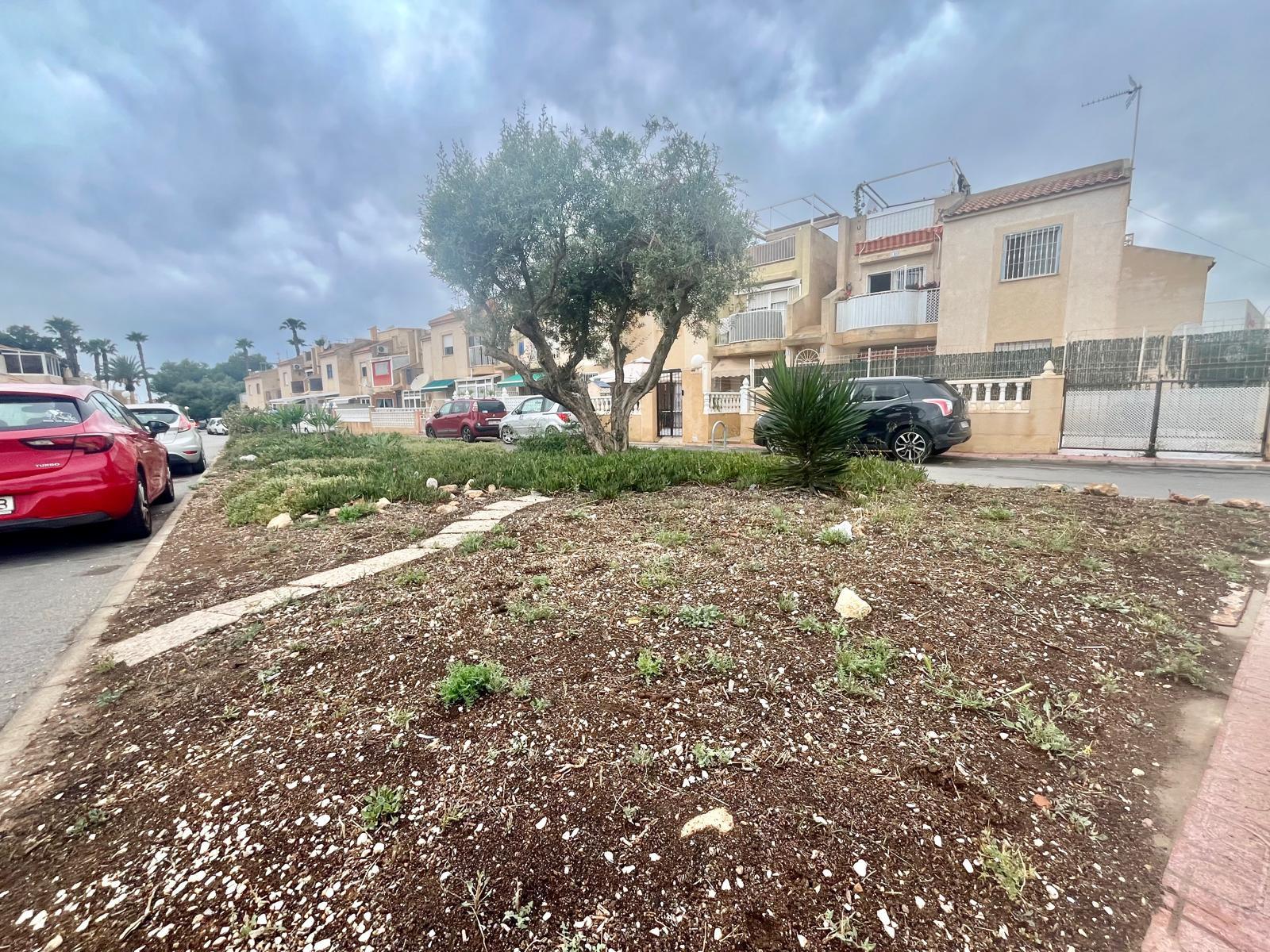 Master bedroom in bungalow for sale in Torrevieja
