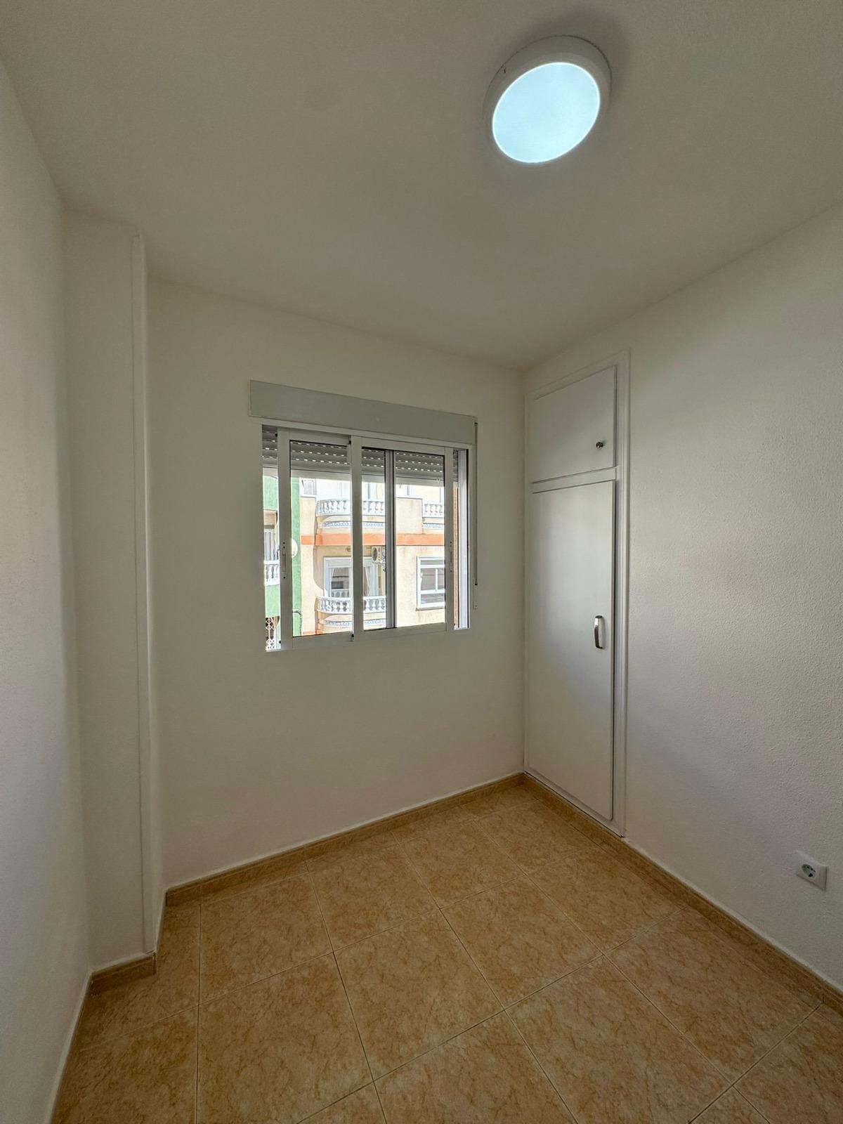 Terrace in apartment for sale in Torrevieja