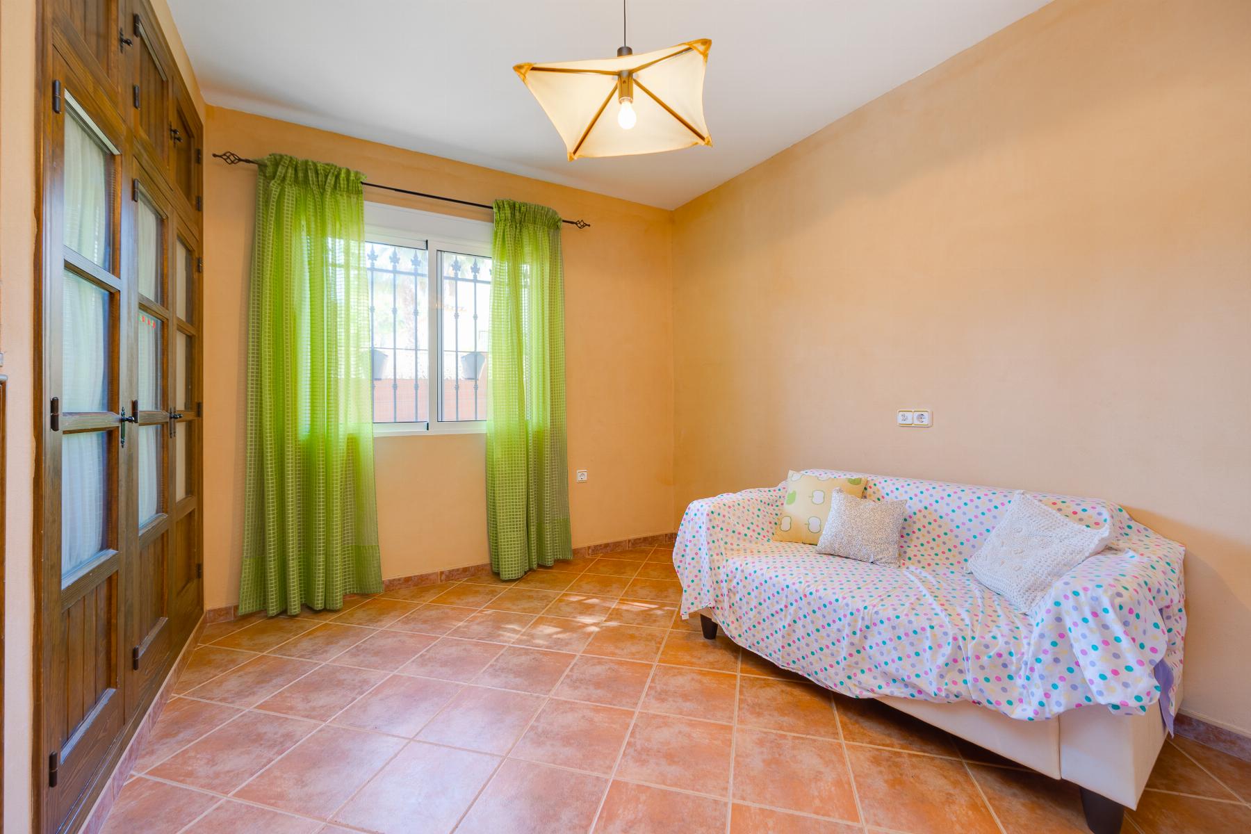 Bathroom in villa for sale in San Miguel de Salinas